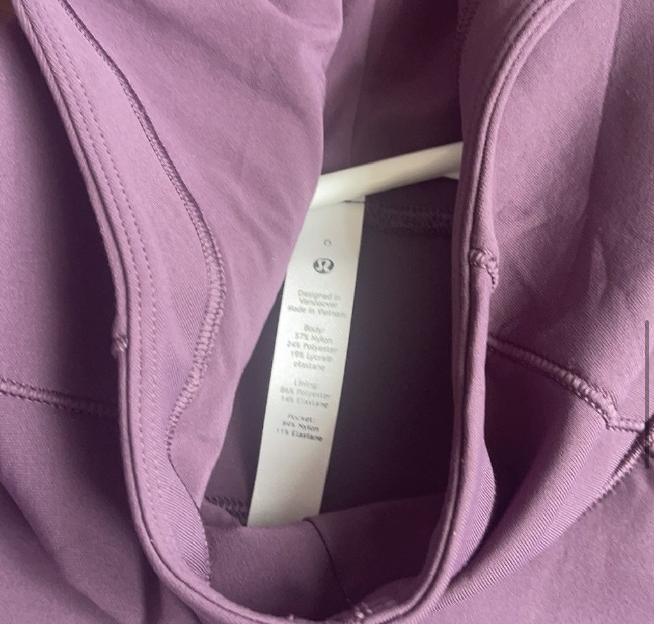 Lululemon Lululemon air wrap pullover hoodie NWT size 6 Size M / US 6-8 / IT 42-44 - 2 Thumbnail