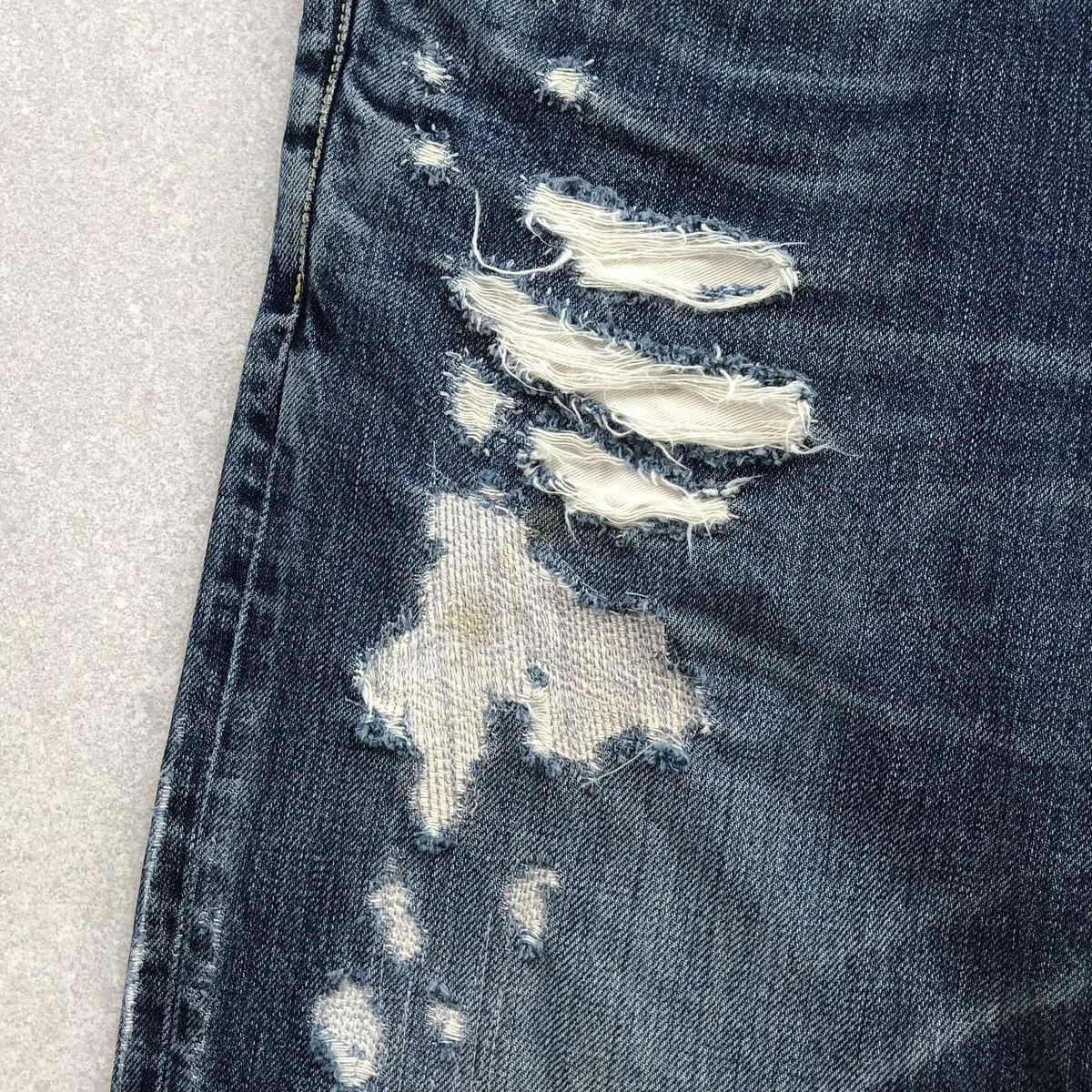 Blue Blue Japan Vintage blue blue japan denim Distressed Jeans Size US 33 - 5 Thumbnail