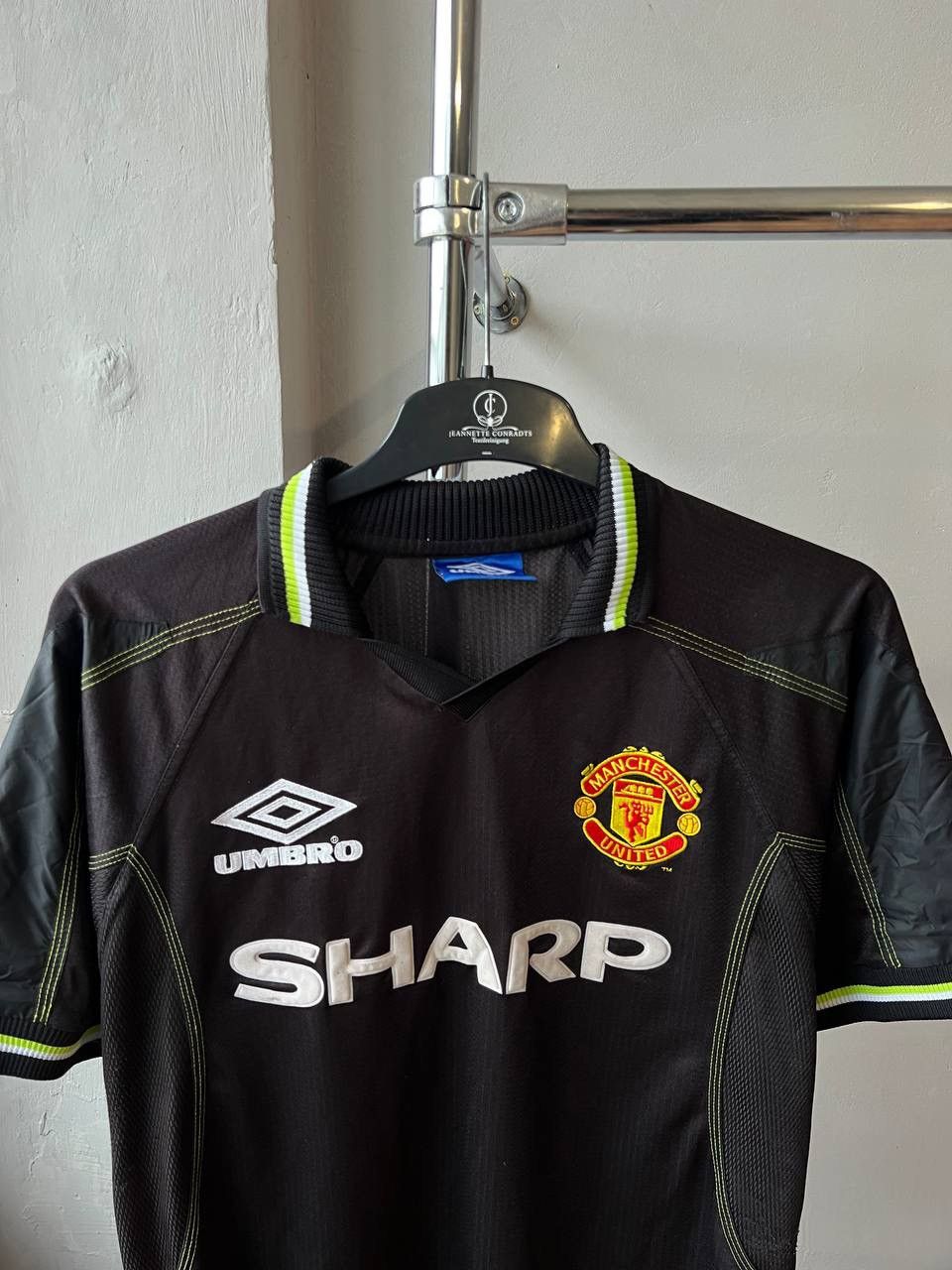 Umbro 1998/99 MANCHESTER UNITED THIRD SOCCER JERSEY FOOTBALL SHIRT Size US M / EU 48-50 / 2 - 6 Thumbnail