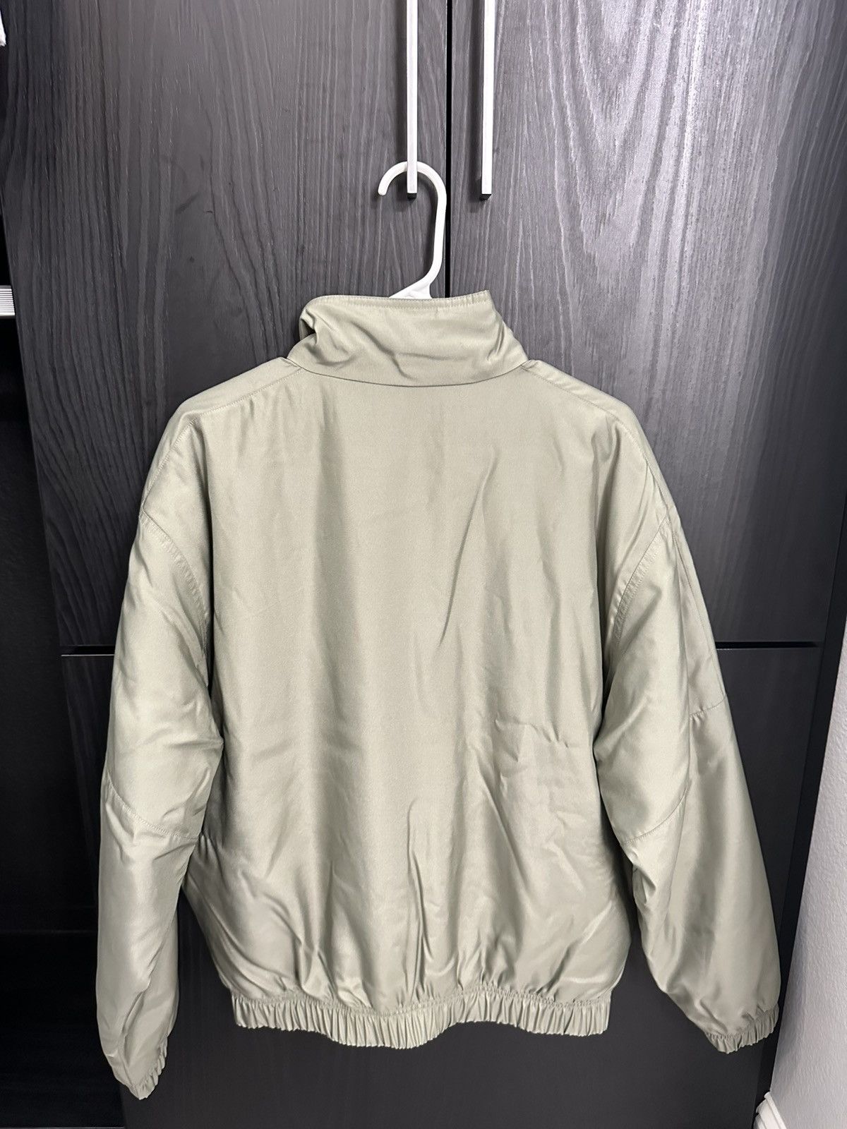 Nike Nike Oversized Solo Swoosh Satin Bomber Jacket Light Army Size US S / EU 44-46 / 1 - 5 Thumbnail