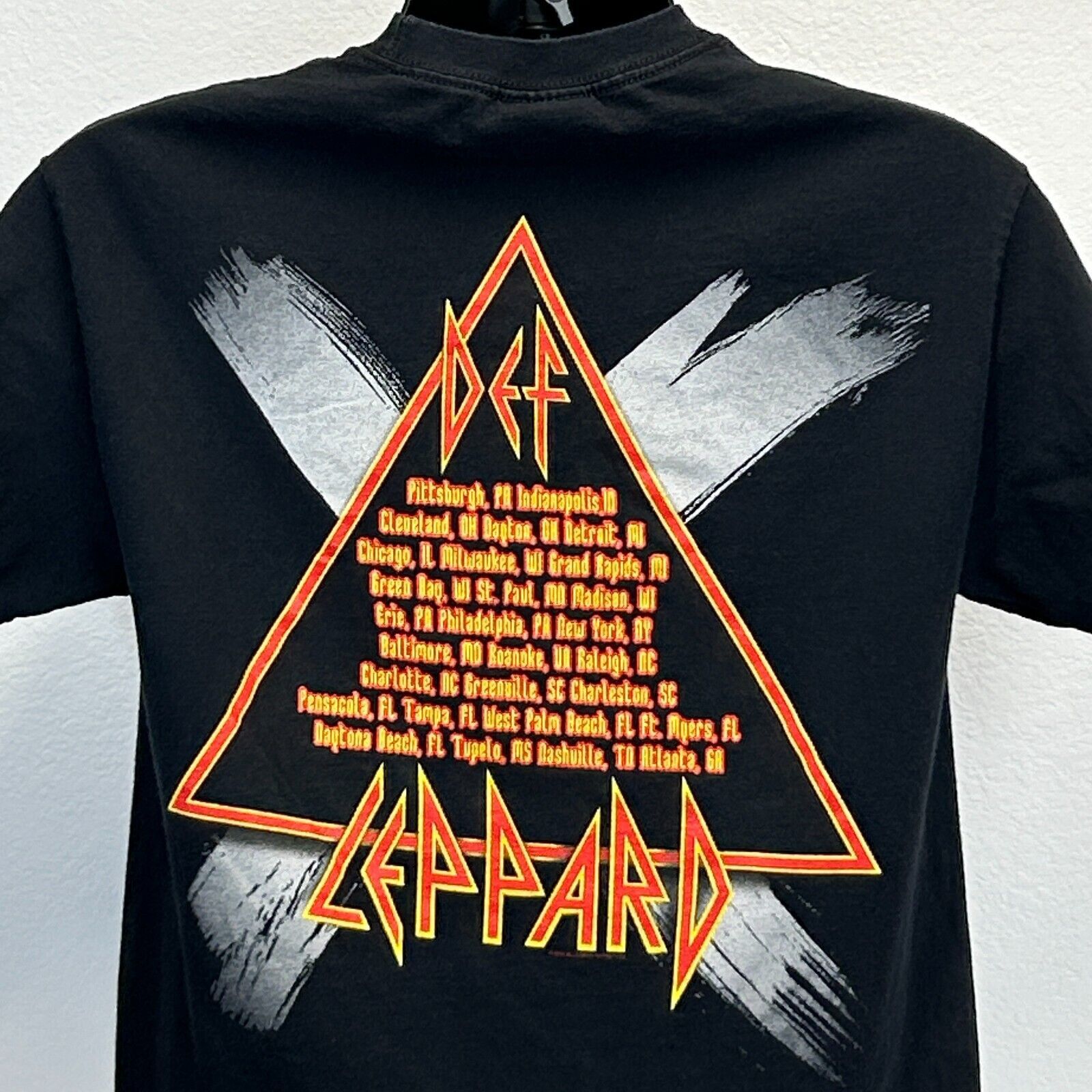 Vintage Vintage Def Leppard 2002 X Tour T Shirt Ten Concert M Medium Size US M / EU 48-50 / 2 - 6 Thumbnail
