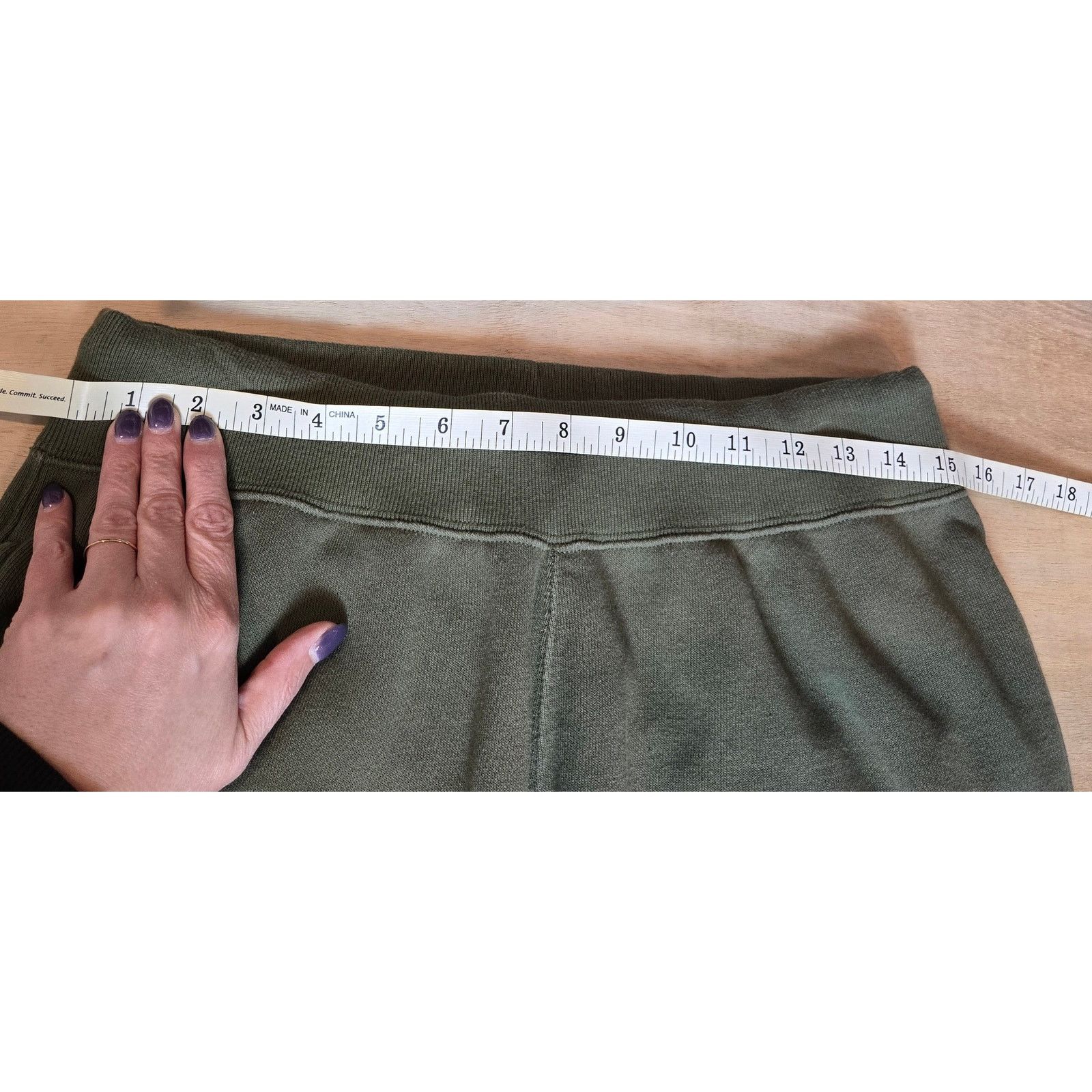 Champion Champion reverse weave sz M joggers army green Size US 30 / EU 46 - 6 Thumbnail
