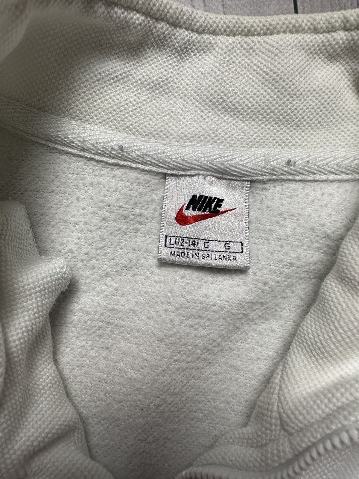 Vintage Vintage Nike sweatshirt logo size M/L Size US M / EU 48-50 / 2 - 9 Thumbnail