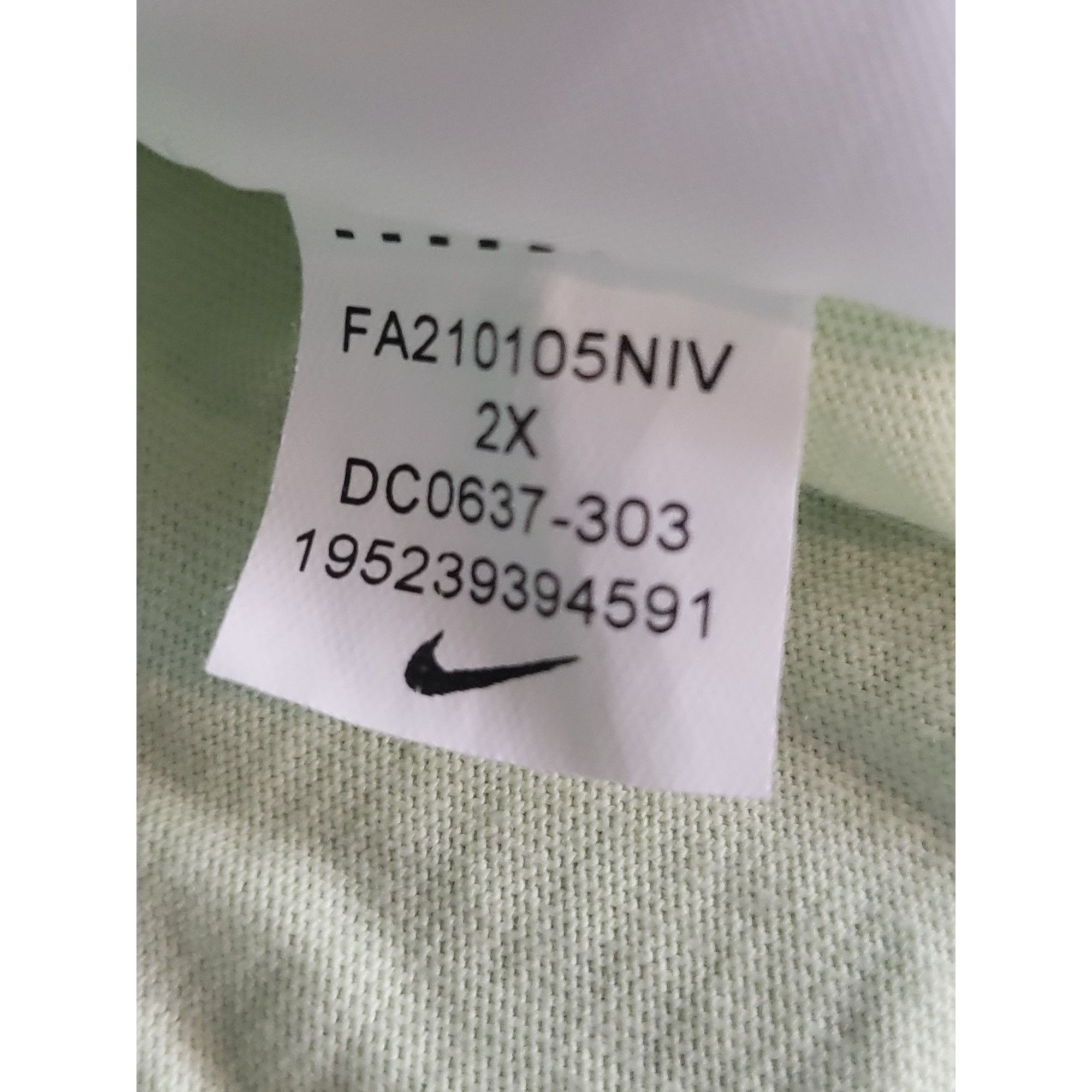 Nike Nike Women Sportswear Essentials Long-Sleeve Logo T-Shirt Wo Size XXL / US 16-18 / IT 52-54 - 7 Thumbnail