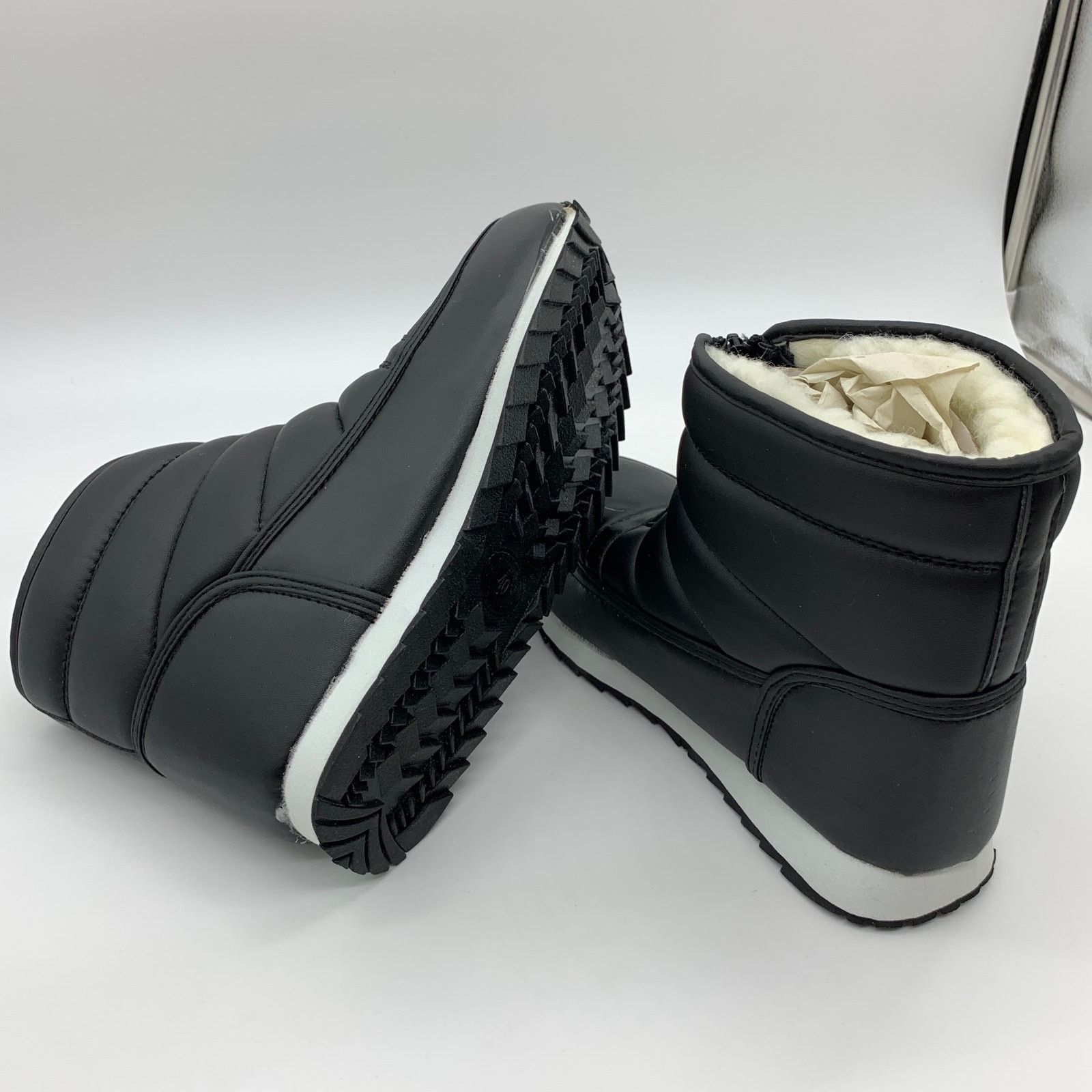 Other Women's Black Boots Size 9 Quilted Faux Fur Lined Size US 9 / IT 39 - 5 Thumbnail