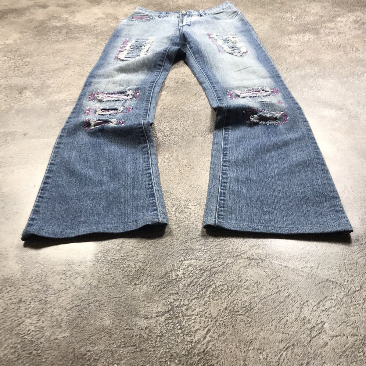 Vintage Vintage 90s Baggy Distressed Thrashed Jeans Grunge Y2K 26 Size 26" / US 2 / IT 38 - 1 Thumbnail