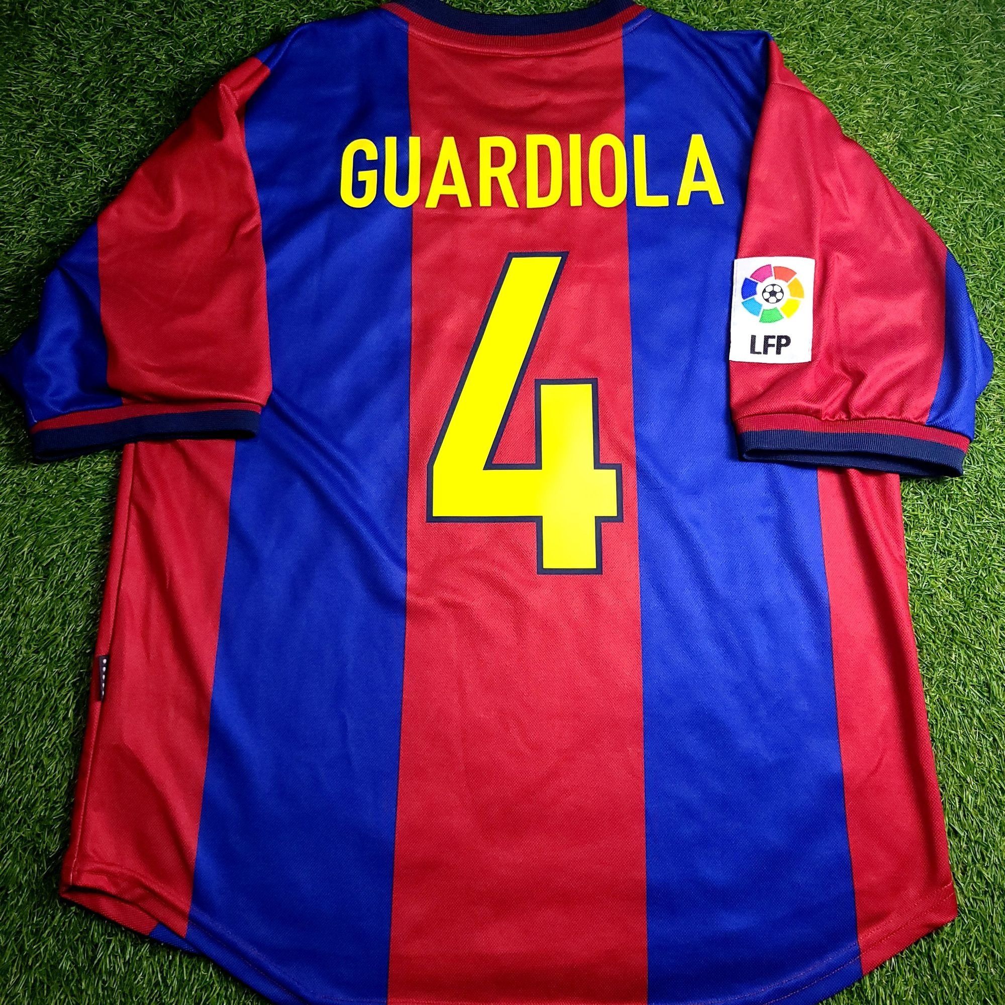 Nike Guardiola Barcelona 1998 1999 Home Soccer Jersey L Size US L / EU 52-54 / 3 - 1 Thumbnail