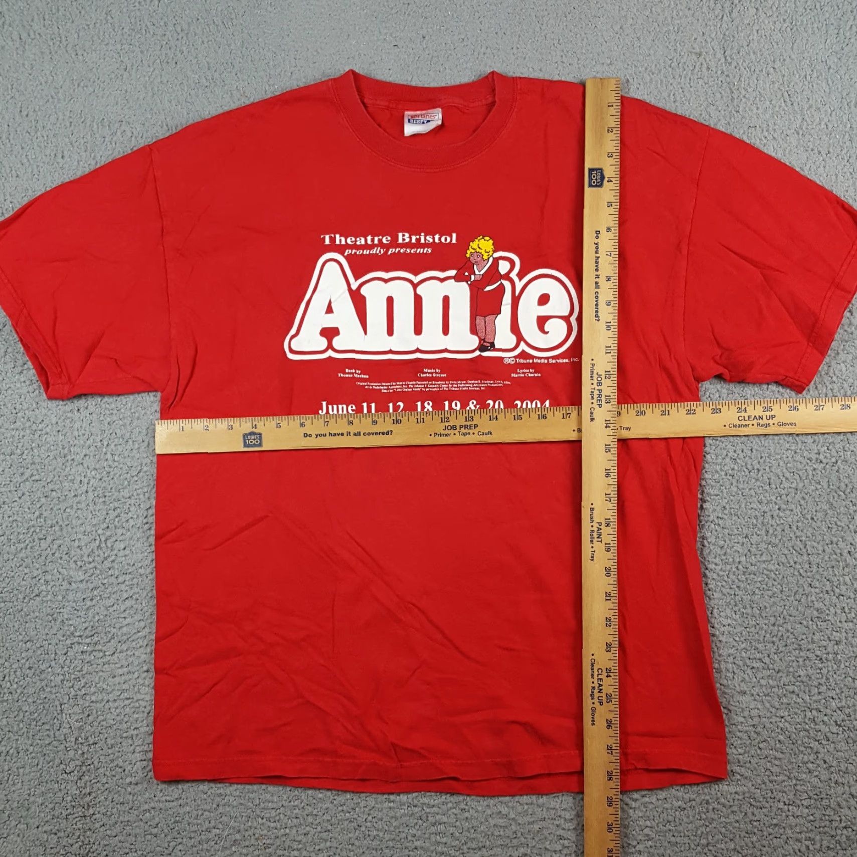 Hanes VINTAGE Hanes T-Shirt Adult XL Red Cartoon Theatre 90s Y2K Annie The Musical Bristol TN Men's Size XL Shirt Size US XL / EU 56 / 4 - 7 Thumbnail