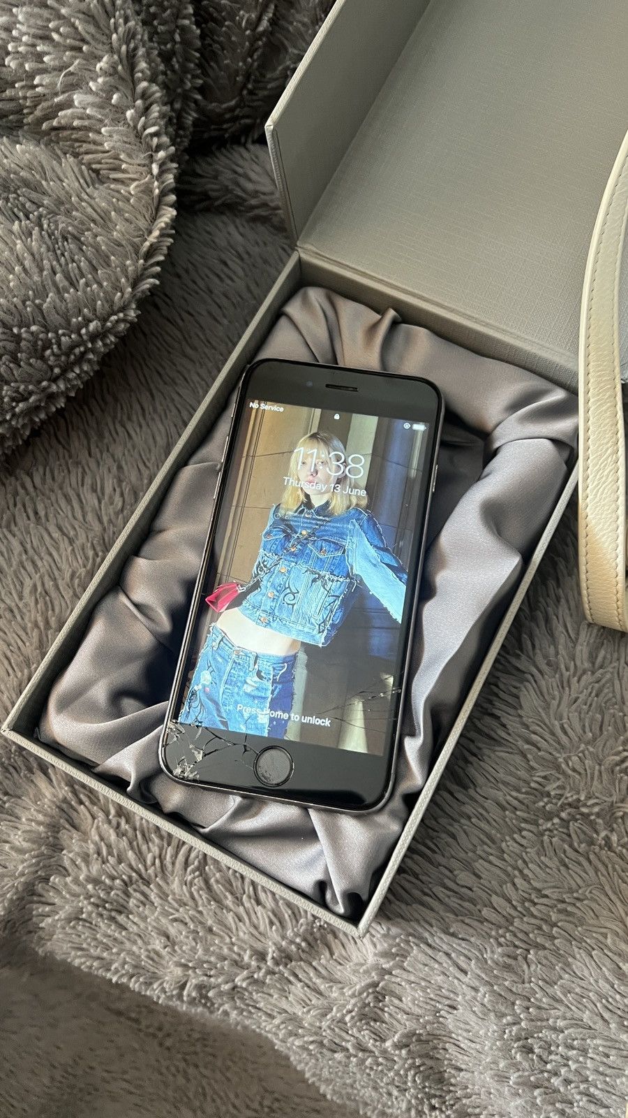 Palm Angels Ignore butterfly SS20 show invite