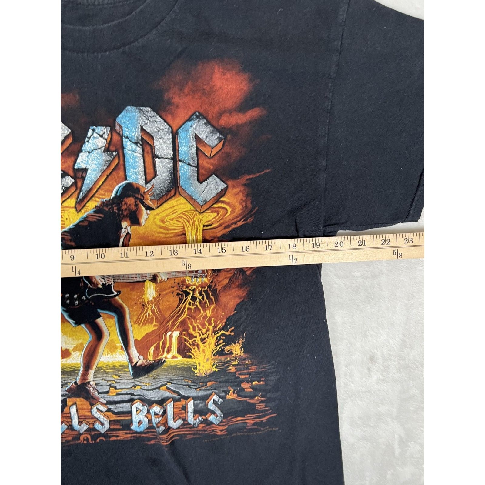 Liquid Blue AC/DC Hells Bells T-Shirt Mens Large Liquid Blue Black Rock Size US L / EU 52-54 / 3 - 5 Thumbnail
