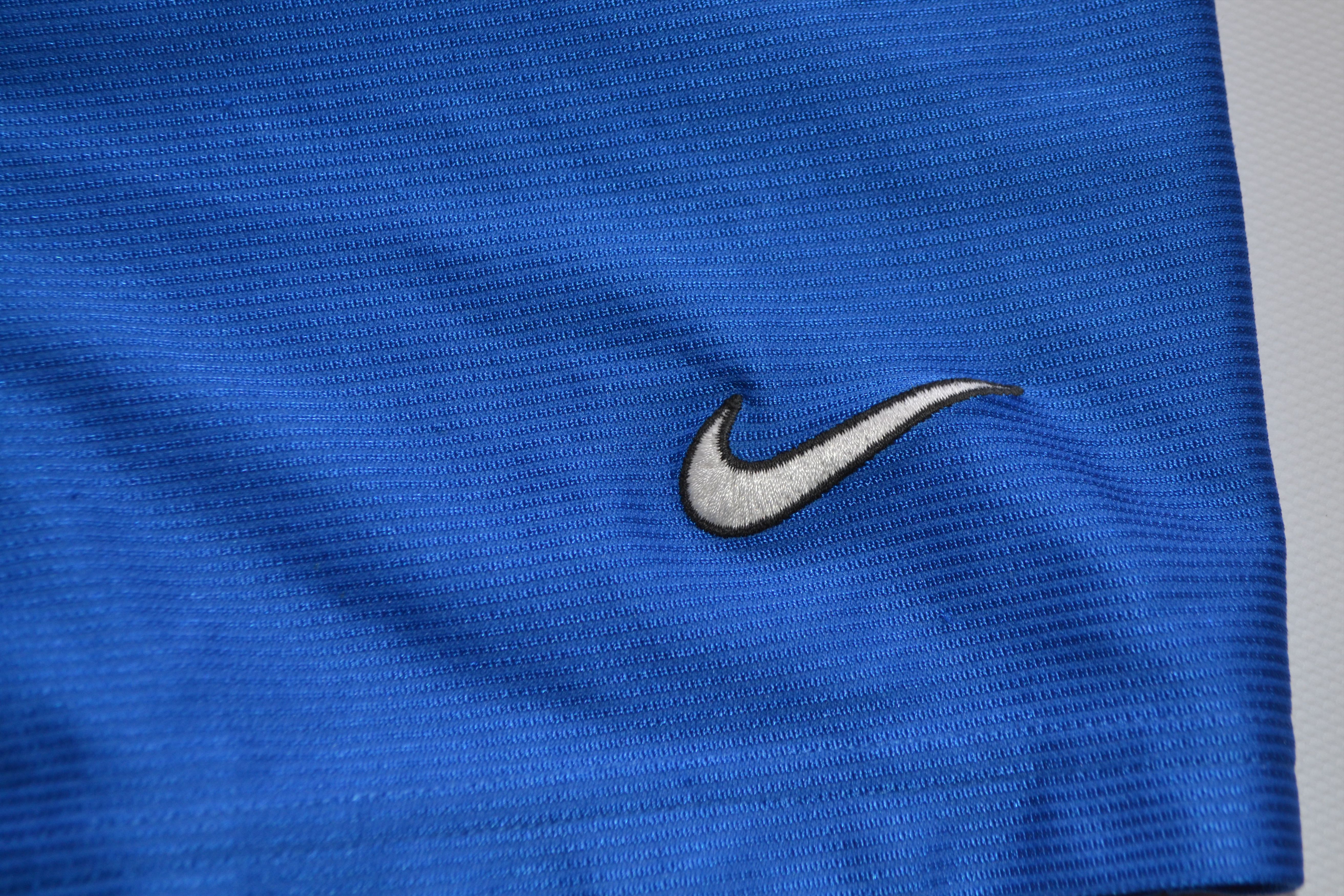 Nike Vintage NIKE Y2K Football Shorts Soccer RARE Size US 34 / EU 50 - 6 Thumbnail
