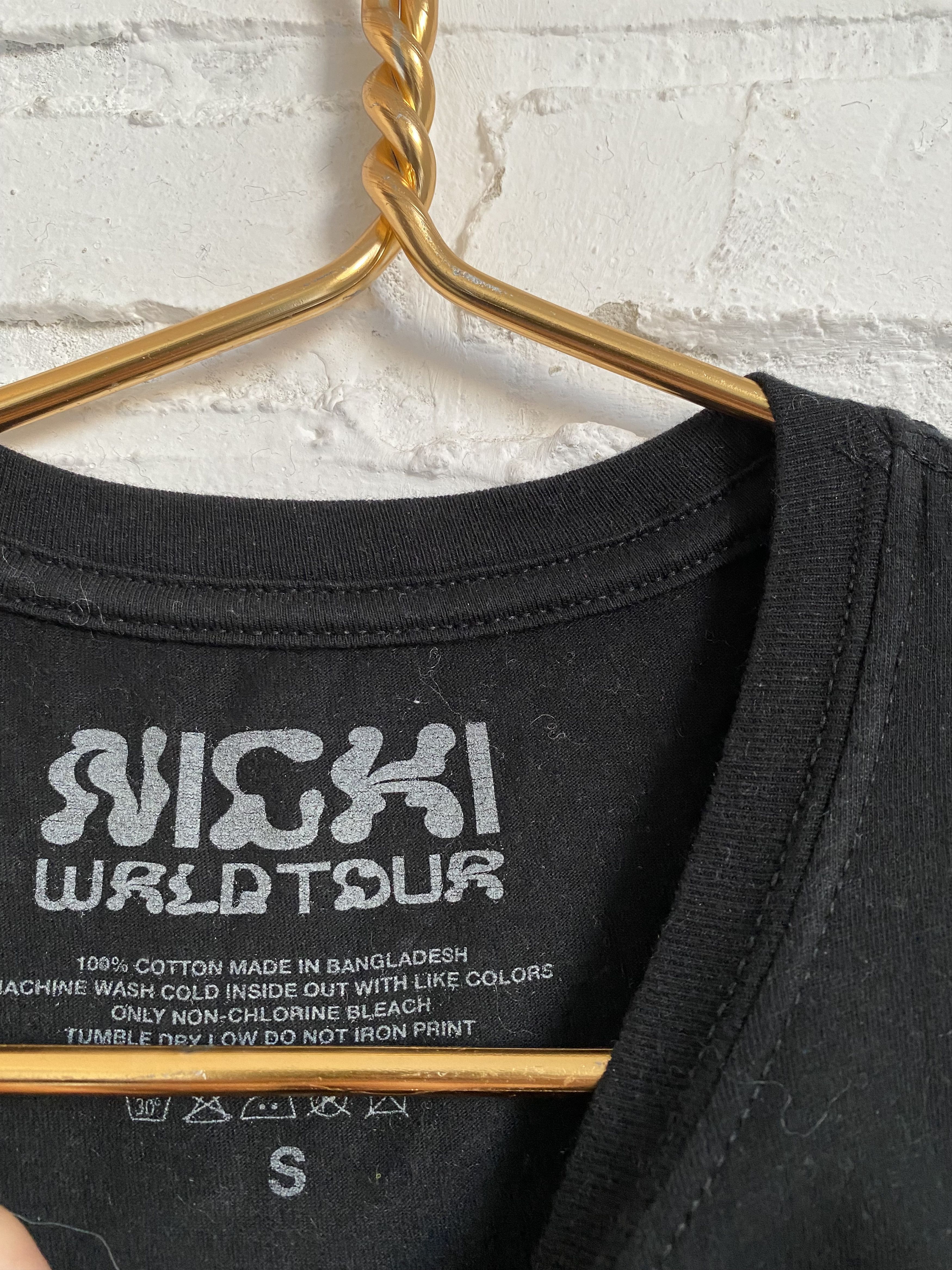 Rap Tees 2019 Niki Minaj World tour t-shirt Size US S / EU 44-46 / 1 - 4 Thumbnail