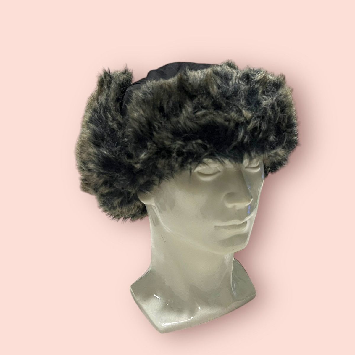 H&M × Vintage VINTAGE H&M FUR TRAPPER HAT ALT BEANIE Size ONE SIZE - 22 Thumbnail