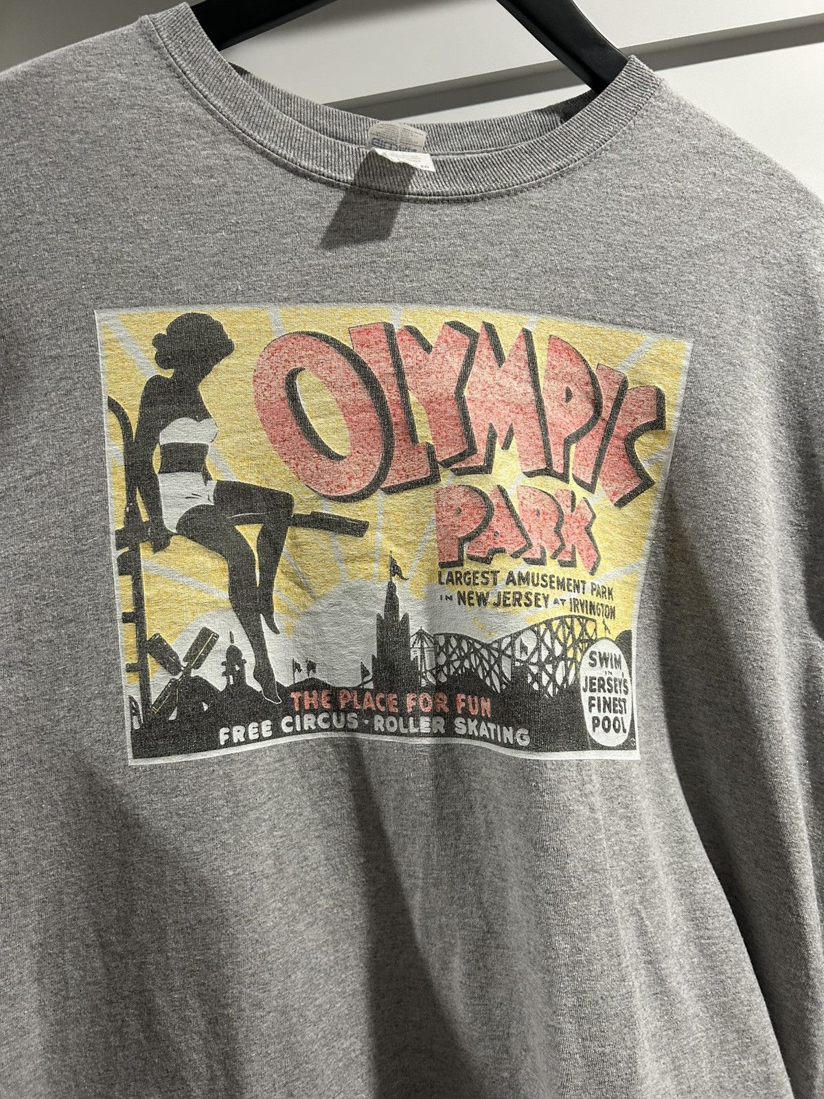 Gildan Vintage Gildan ‘Olympic Park’ Tee Size US XL / EU 56 / 4 - 2 Thumbnail