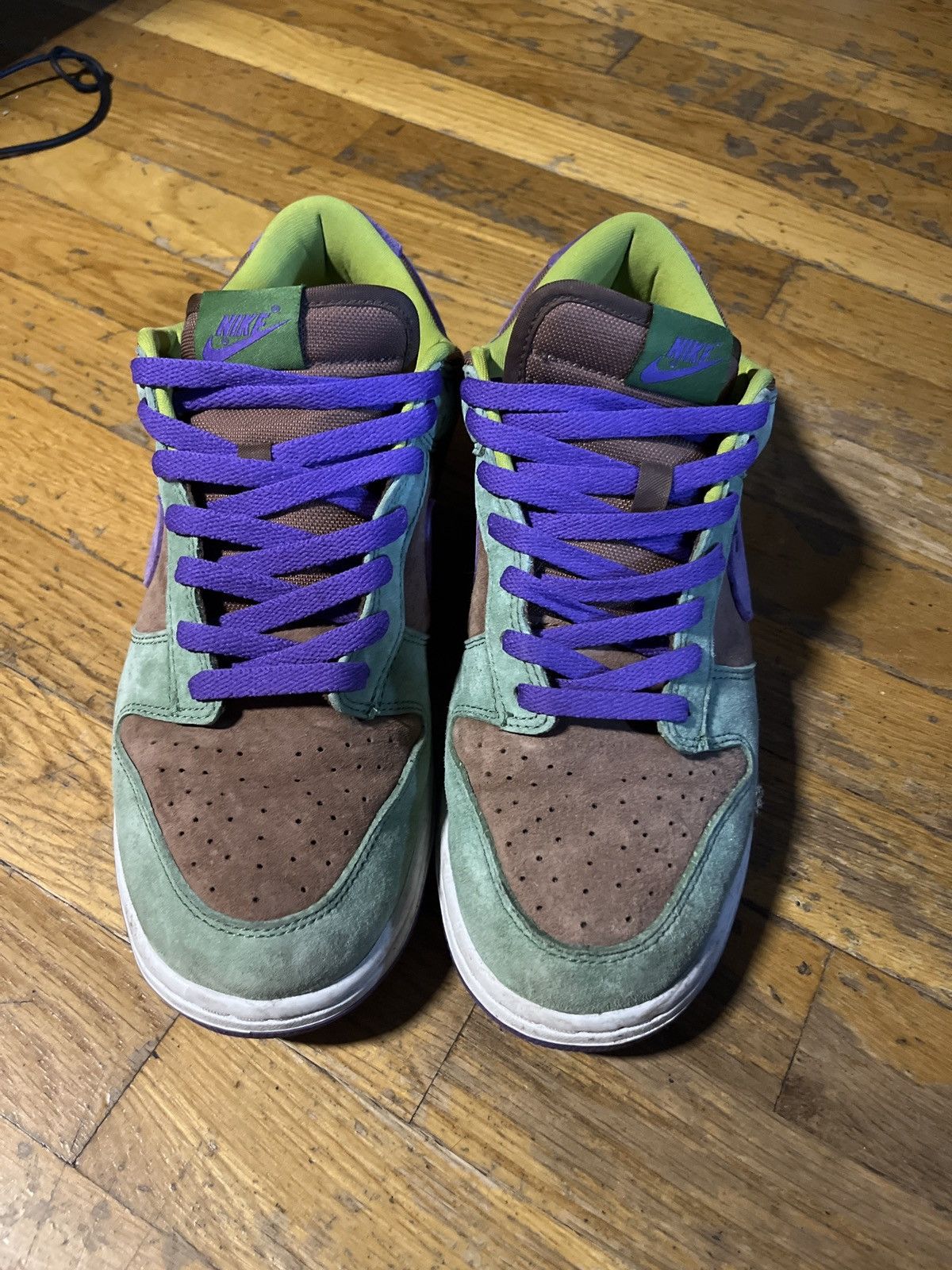 image of Nike Veneer Dunks Shoes in Brown, Men's (Size 9.5)