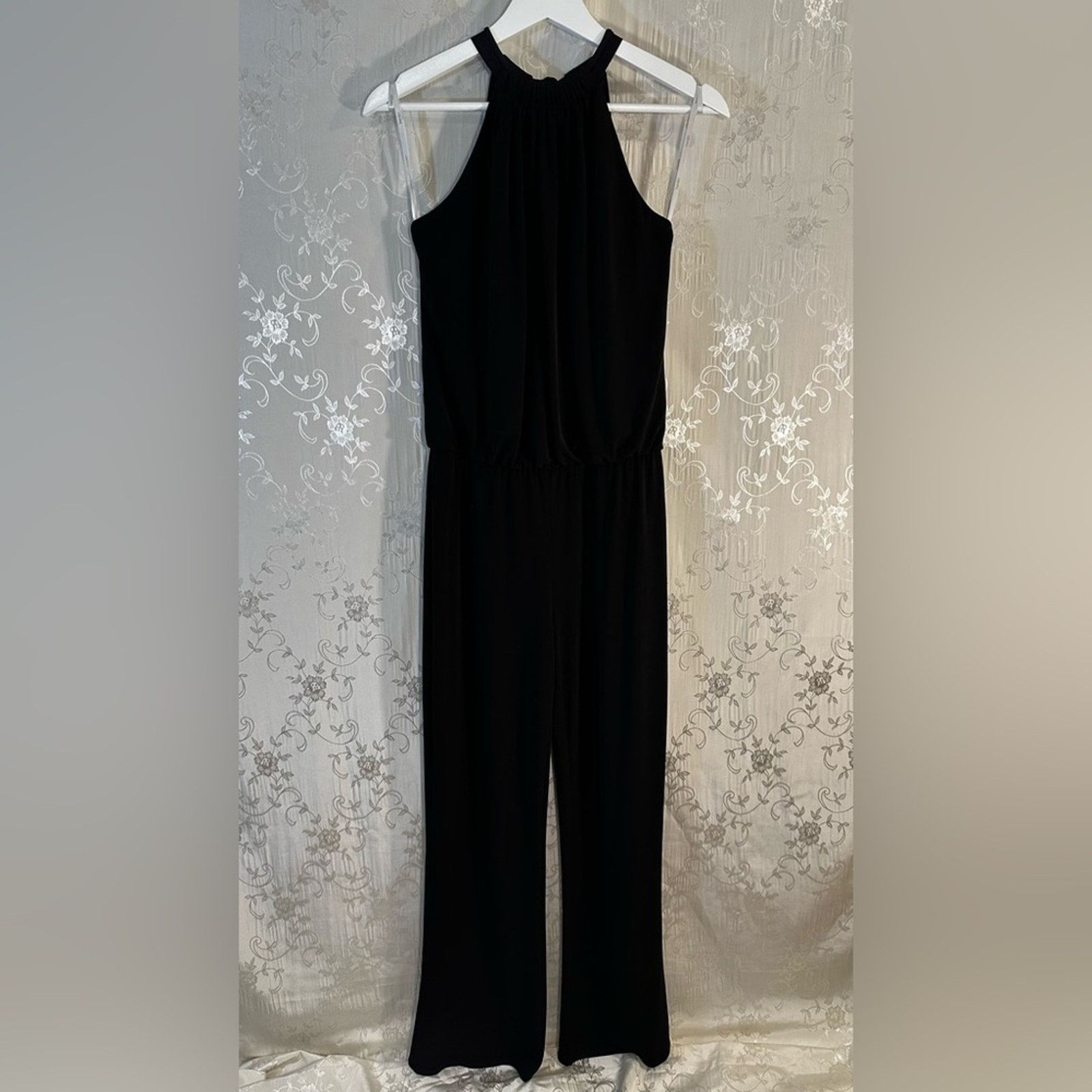 Laundry by Shelli Segal Laundry By Shelli Segal Black Halter Jumpsuit Size 2 Size 26" / US 2 / IT 38 - 5 Thumbnail