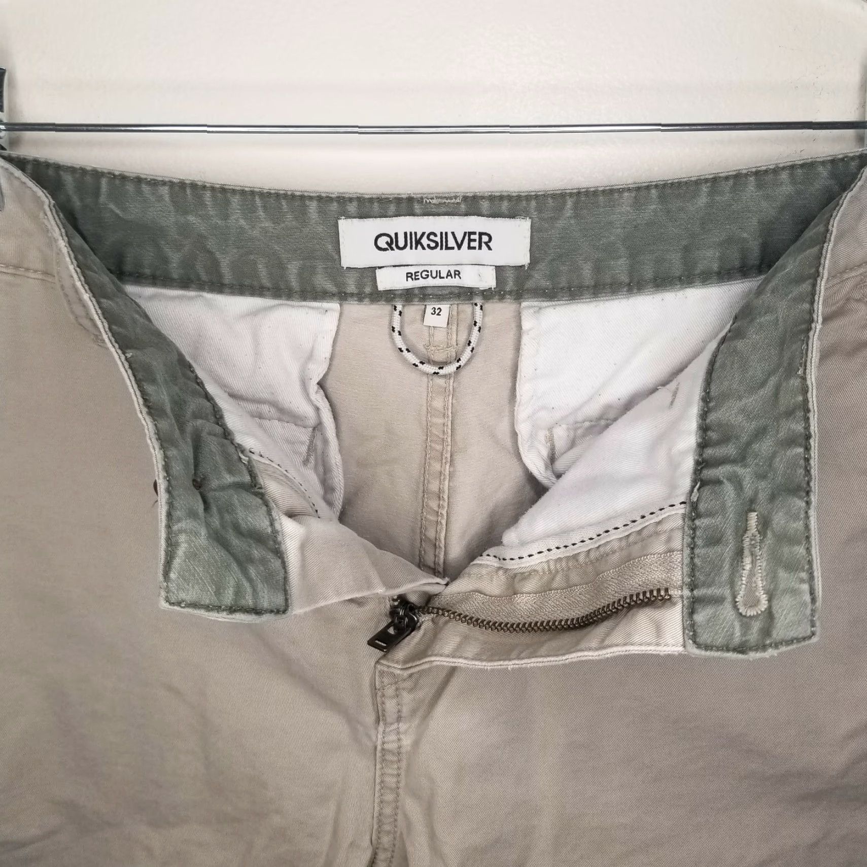 Quiksilver Quiksilver Chino Shorts - Men - 32 - Beige - Regular Fit - Casual Flat-Front Size US 32 / EU 48 - 3 Thumbnail