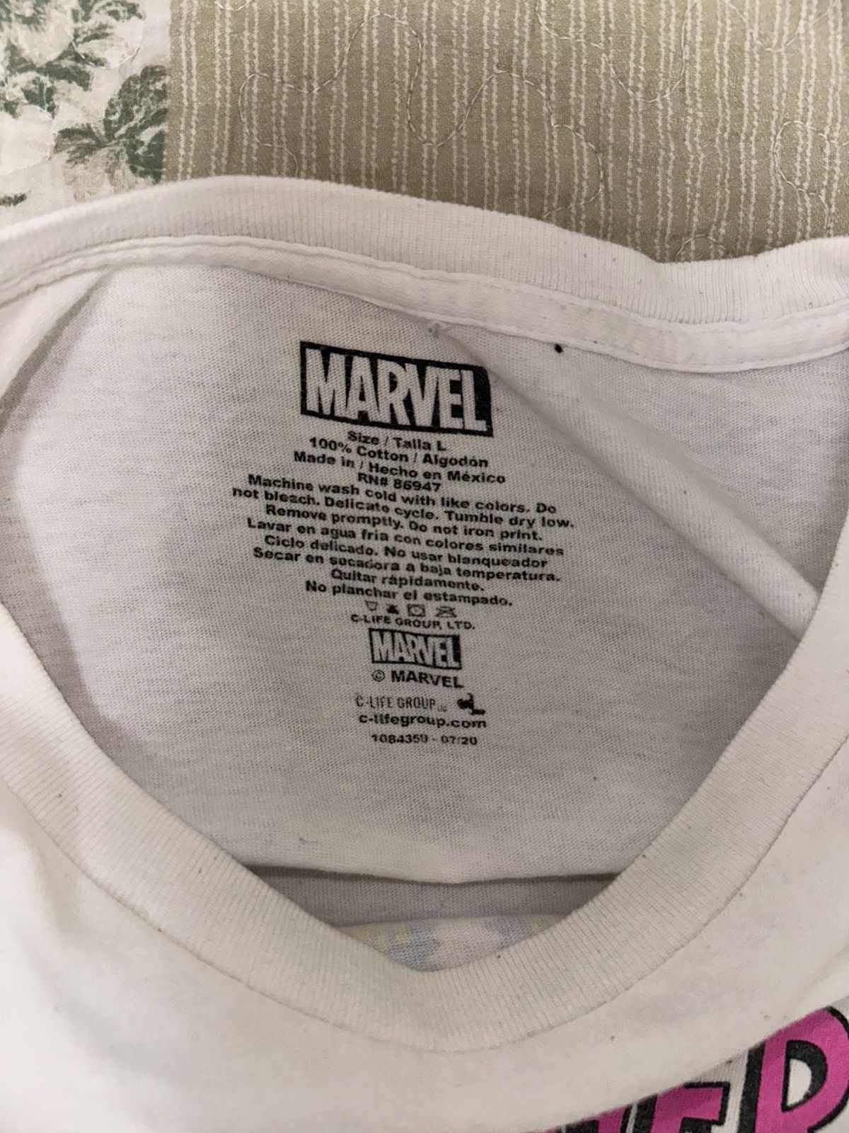 Marvel Comics Marvel white Avengers tee Size US L / EU 52-54 / 3 - 2 Thumbnail