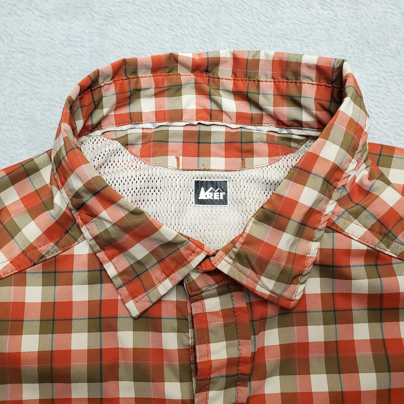 Vintage REI Shirt Men XL Rust Red Plaid Short Sleeve Polyester Performance Vented casual Size US XL / EU 56 / 4 - 4 Thumbnail