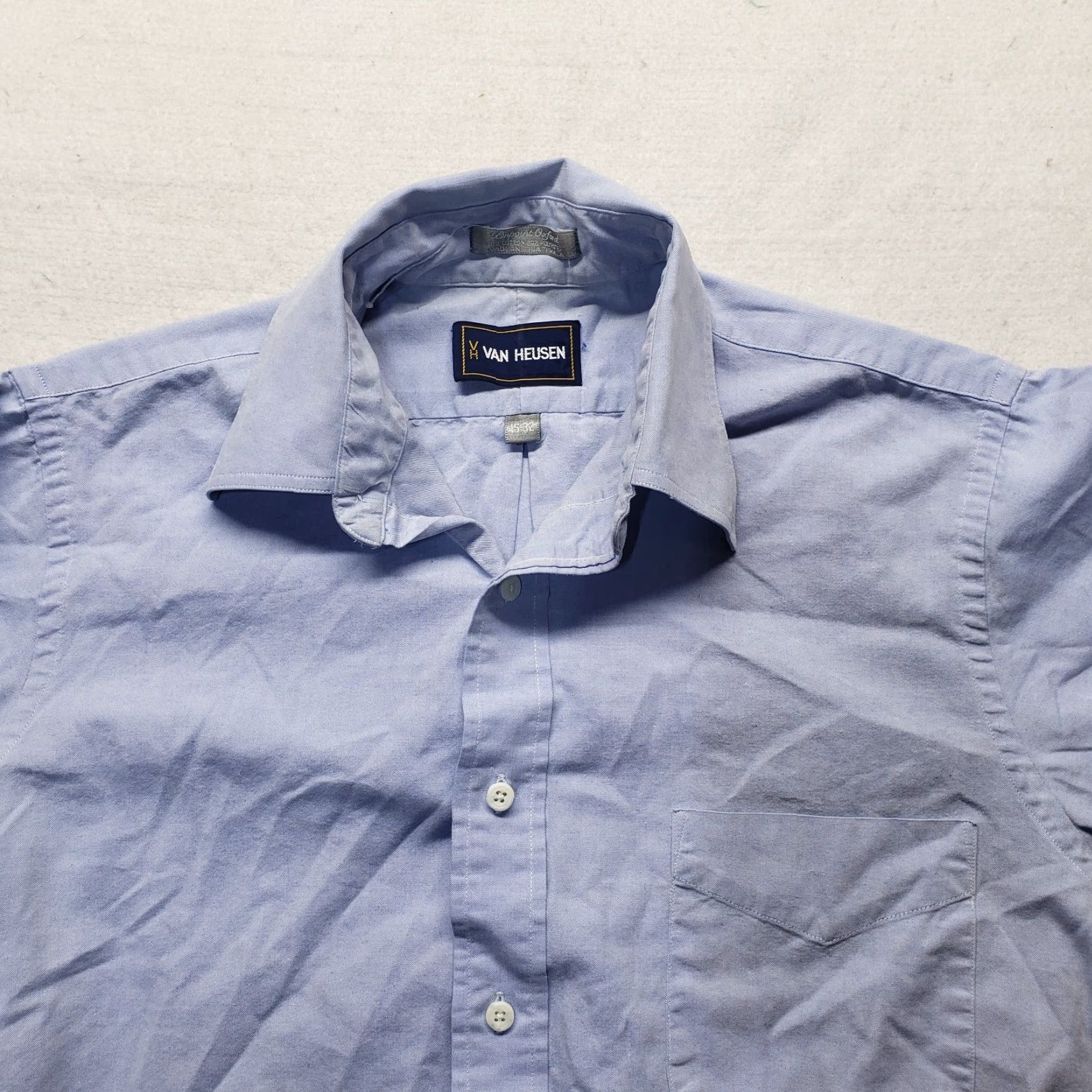 Van Heusen Van Heusen Shirt Blue Solid Button Up Long Sleeve Adult Mens Size 15 32 Regular Cotton Blend Polyester Blend Size US M / EU 48-50 / 2 - 2 Thumbnail