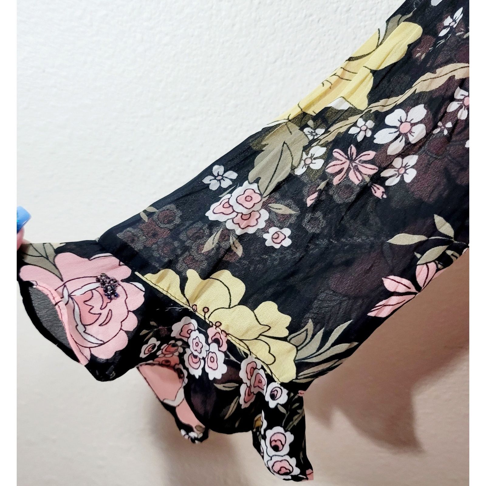 Other Violet & Claire Black Pink Floral Button Pleated Top PL Size L / US 10 / IT 46 - 2 Thumbnail