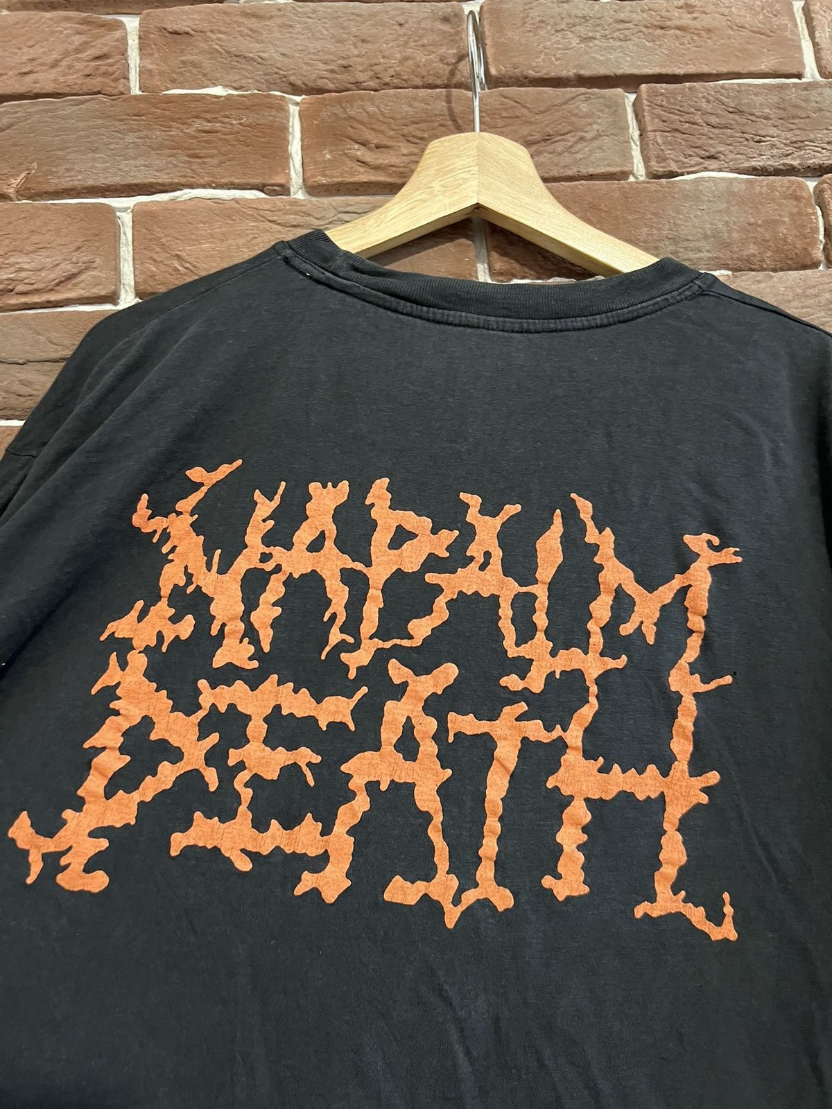 Band Tees Rare Vintage 90s Napalm Death Life Grindcore Metal Band Tee Size US L / EU 52-54 / 3 - 8 Thumbnail