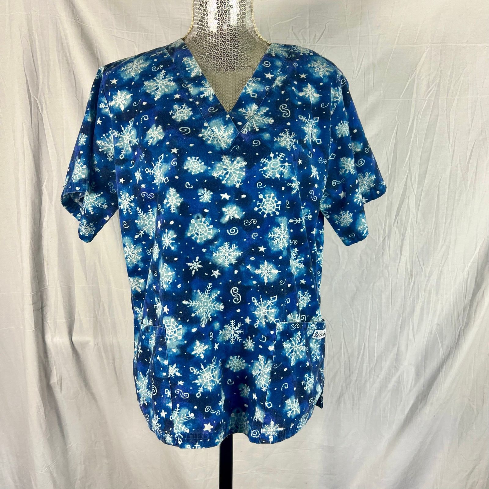 Other UA Scrubs Winter Snowflake Small Top Pants Pockets Nursing Size S / US 4 / IT 40 - 2 Thumbnail