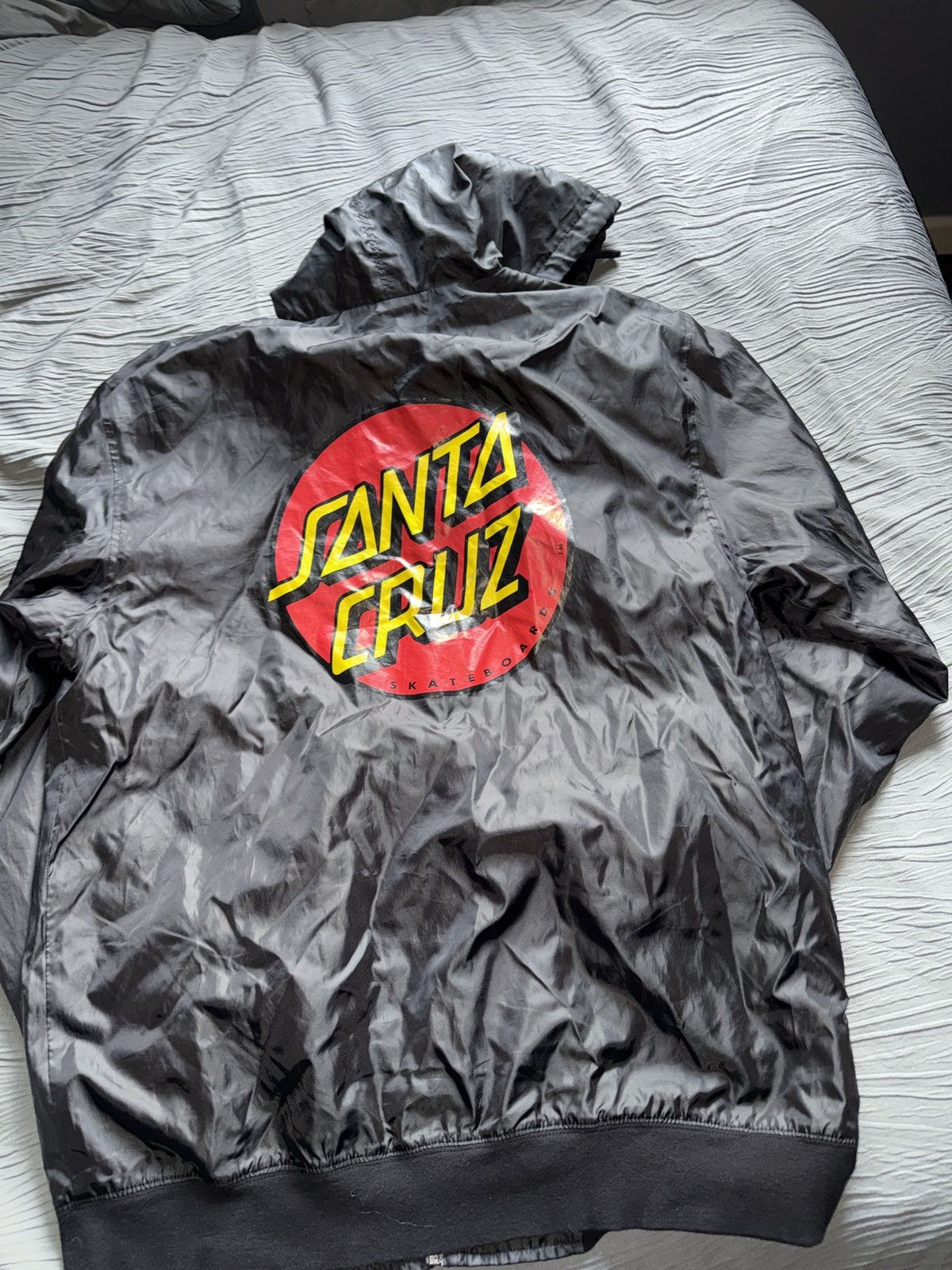 Santa Cruz Skateboards Santa cruz windebreaker XXL fits like an XL Size US XXL / EU 58 / 5 - 2 Thumbnail
