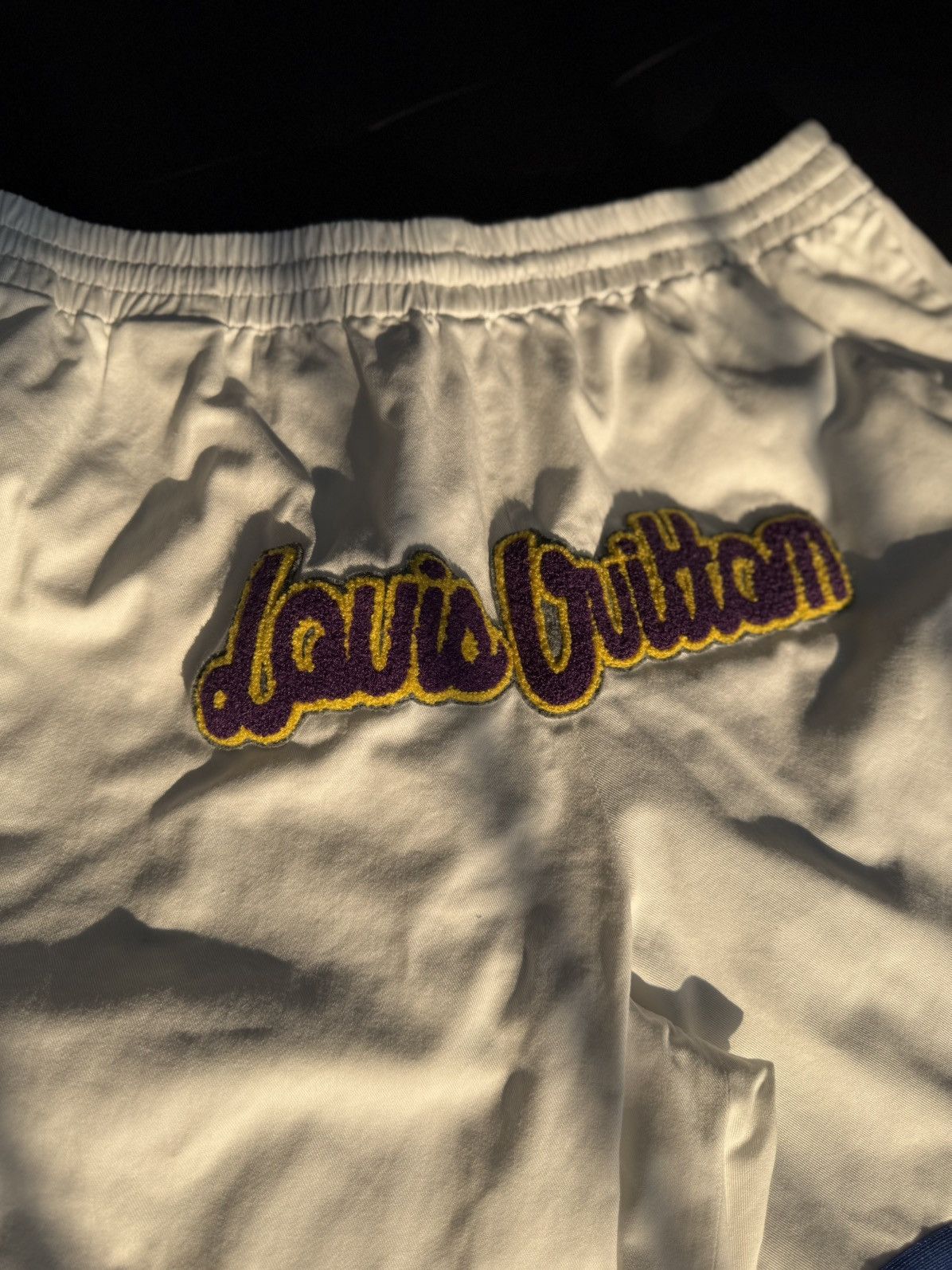 Louis Vuitton Louis Vuitton NBA Shorts Size 4L RARE Pre Owned Size US 38 / EU 54 - 3 Thumbnail