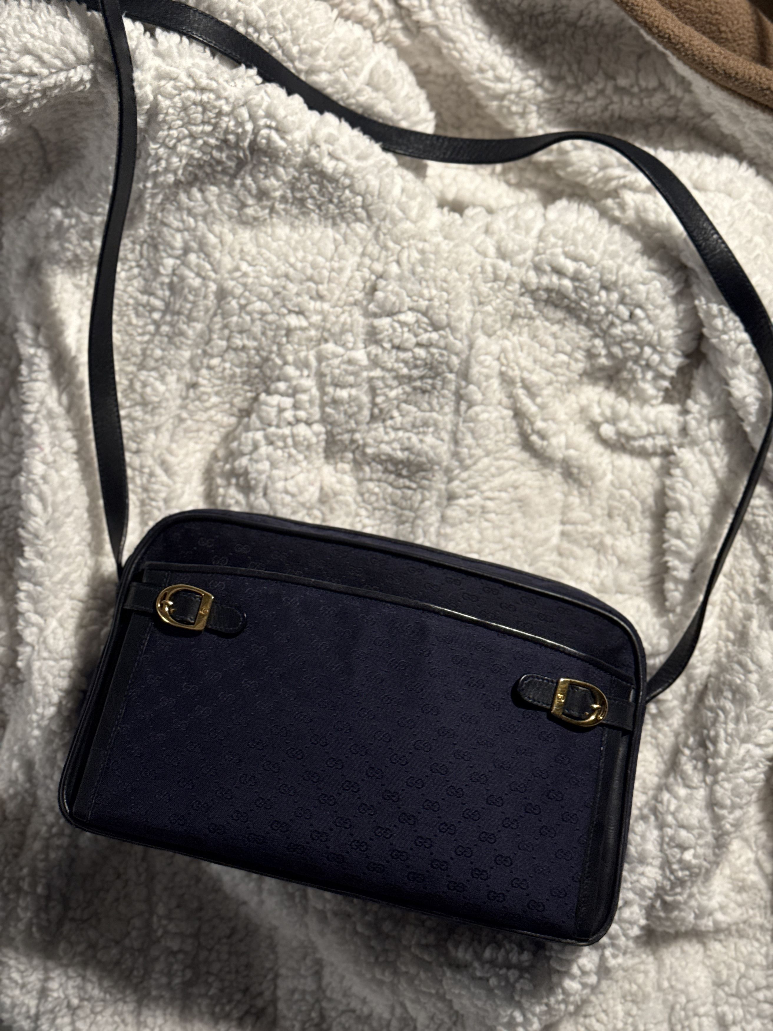 Gucci Vintage Gucci Crossbody Bag Size ONE SIZE - 9 Thumbnail