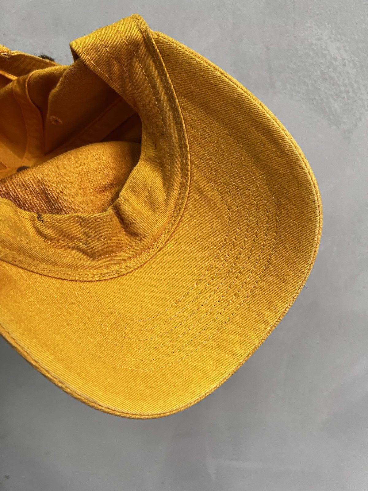 Nike Nike yellow cap velvet fabric rare vintage item Size ONE SIZE - 7 Thumbnail