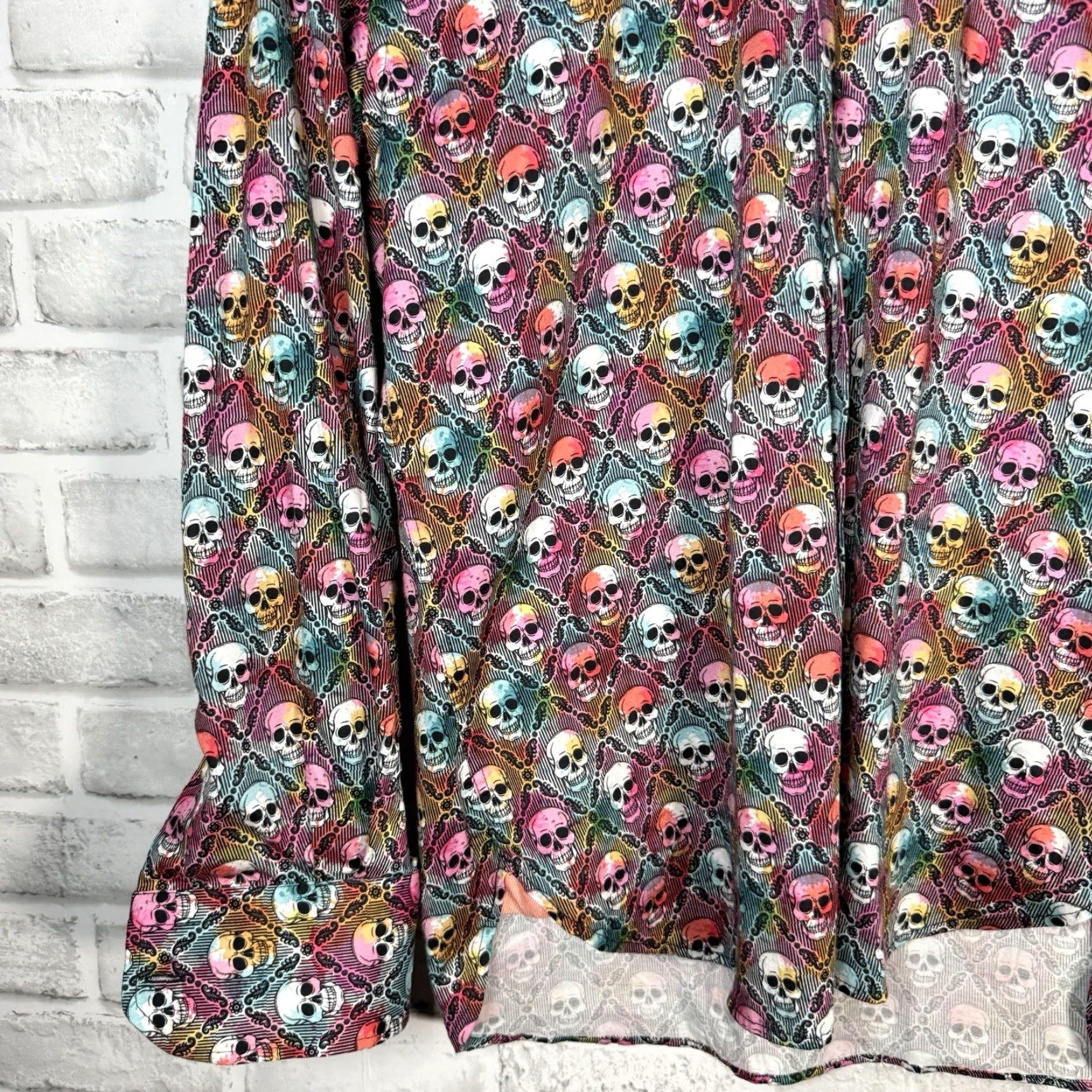 Vintage VINTAGE Visconti Black Skull Button-Up Long Sleeve Shirt Mens Size S Size US S / EU 44-46 / 1 - 3 Thumbnail