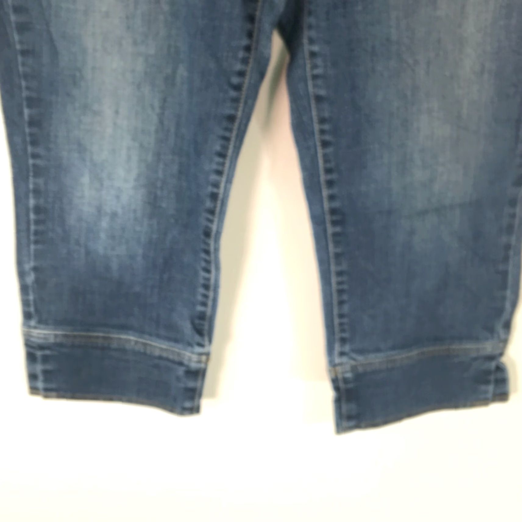 Vintage Simply Vera Vera Wang Jeans Women 12P Blue Denim Capri Straight Leg Cuffed 5-Pocket Stretch Size 34" / US 12 / IT 48 - 4 Thumbnail