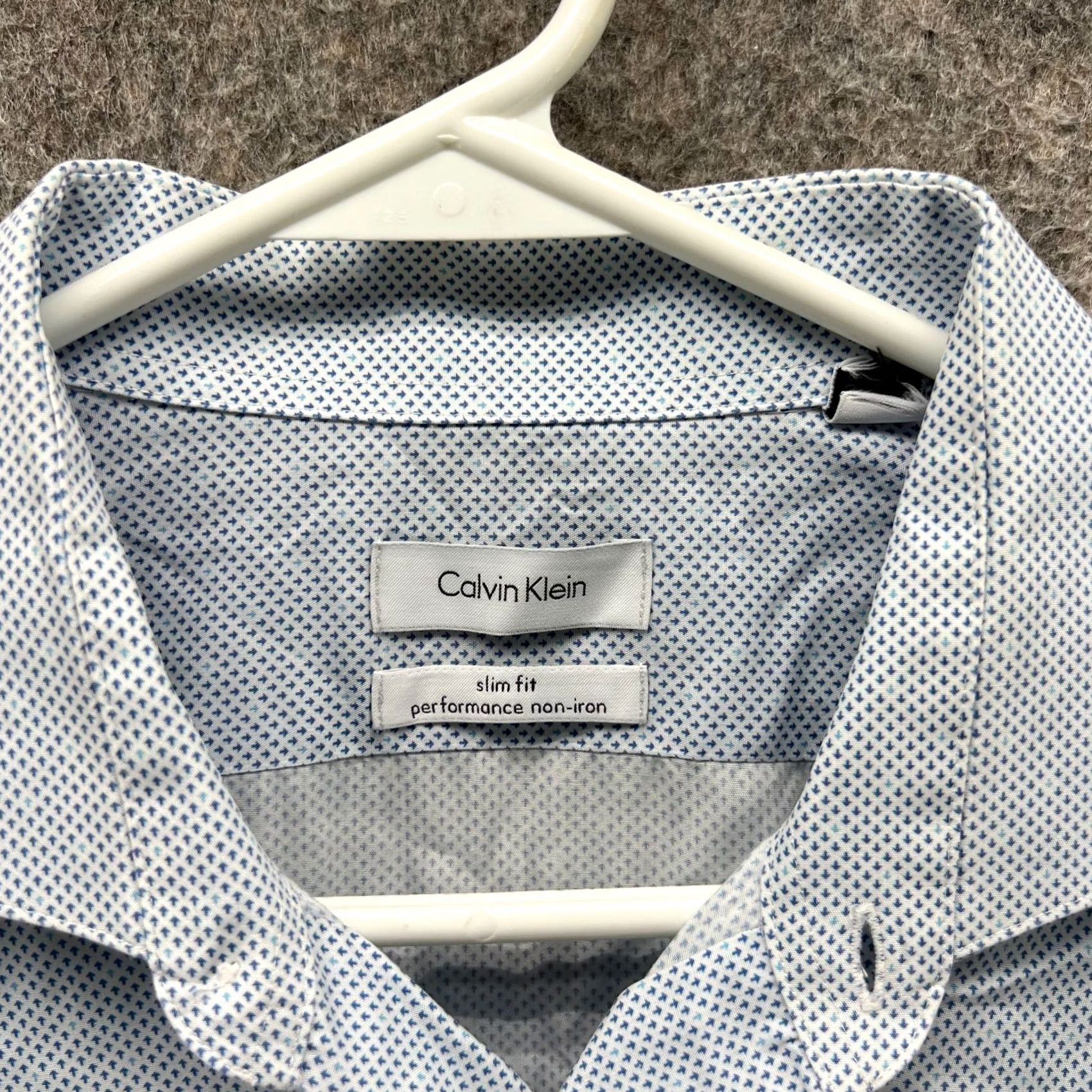 Calvin Klein Calvin Klein Shirt Mens Large Blue Button-Down Slim Performance Arrow Print Shirt Size US L / EU 52-54 / 3 - 7 Thumbnail