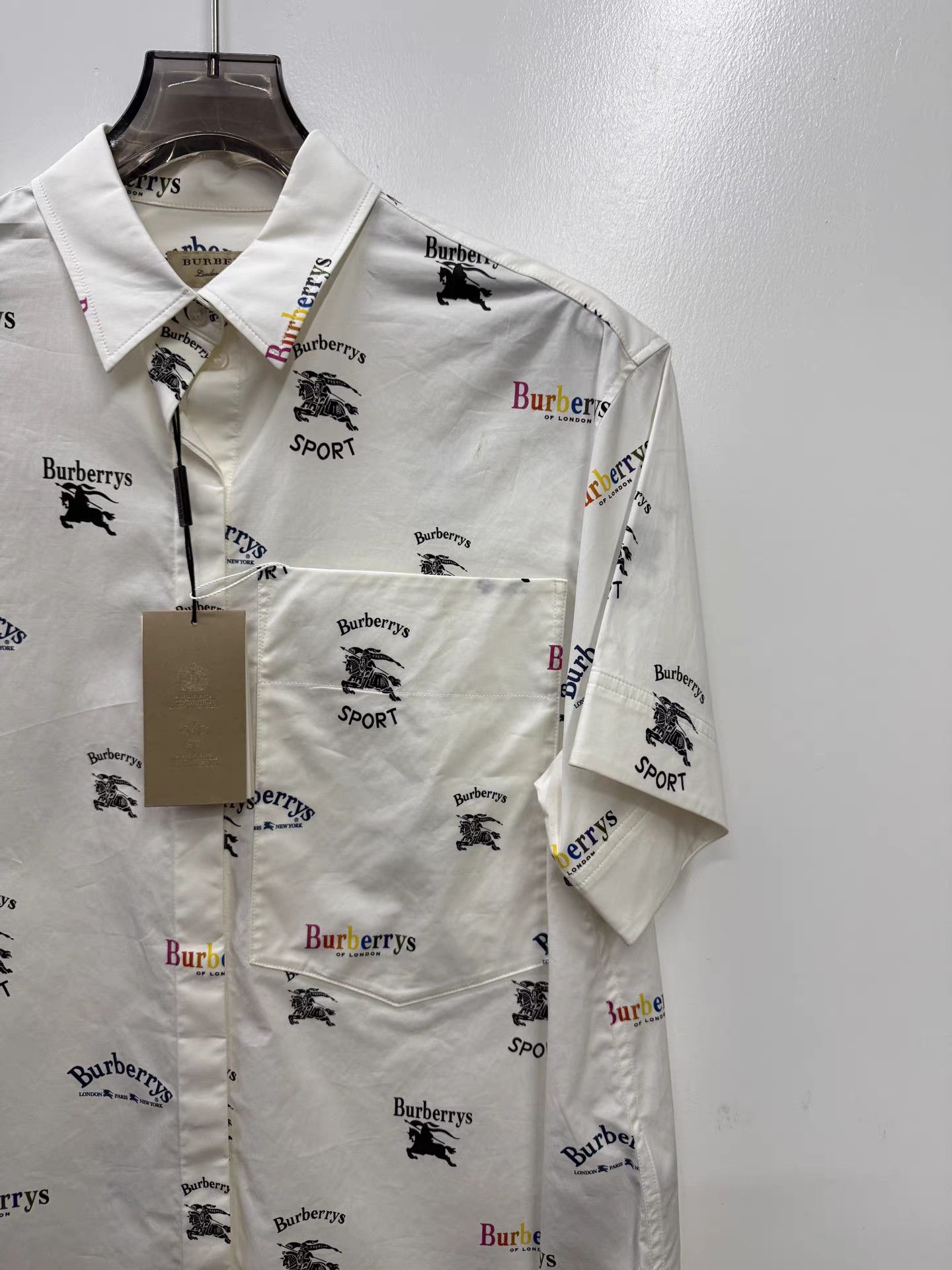 Burberry Burberry Runway Rainbow Pony Print Short-sleeve Shirt K15 Size US XXS / EU 40 - 2 Thumbnail