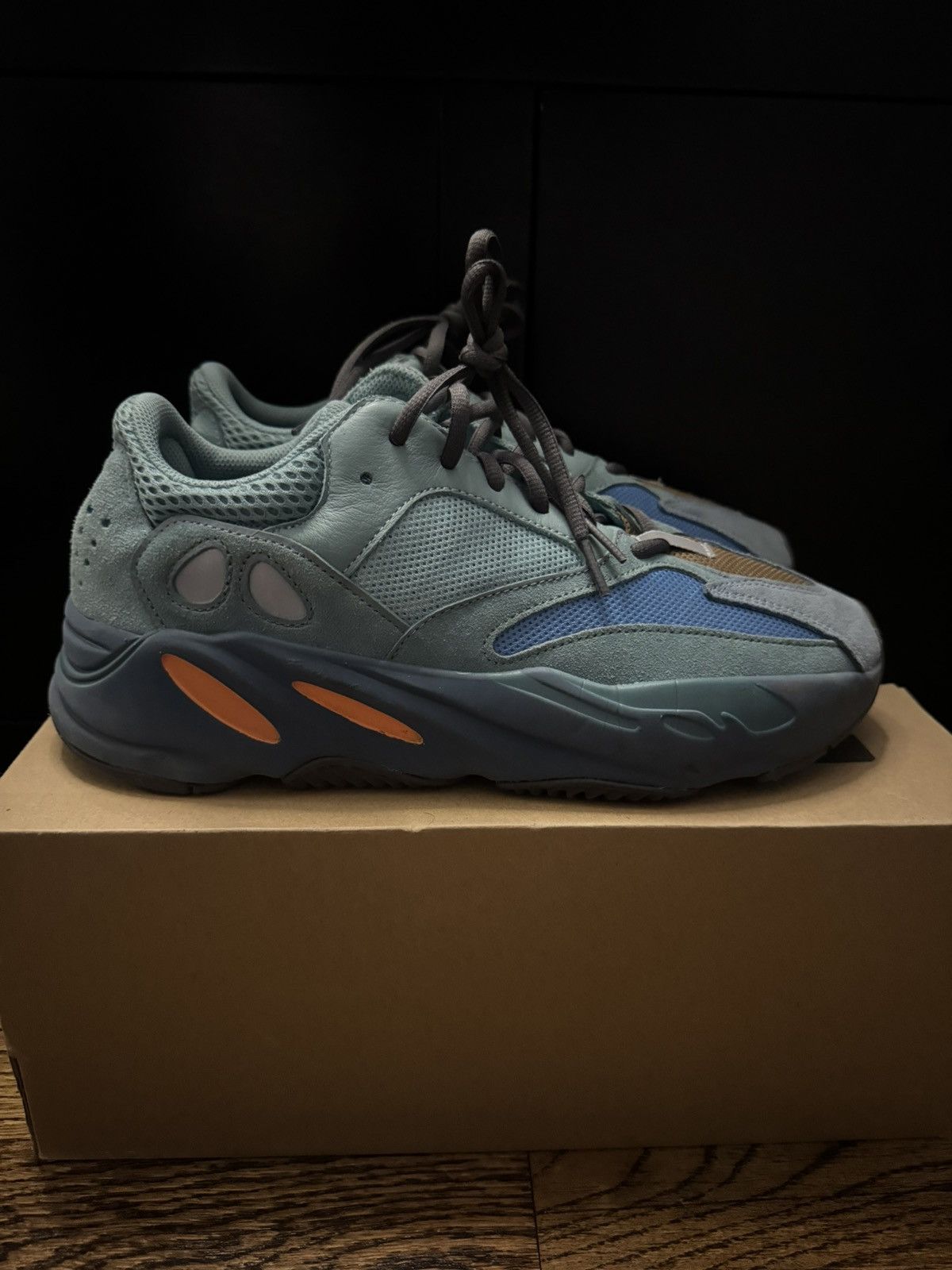Yeezy Yeezy 700 'Faded Azure' Size US 10 / EU 43 - 4 Thumbnail