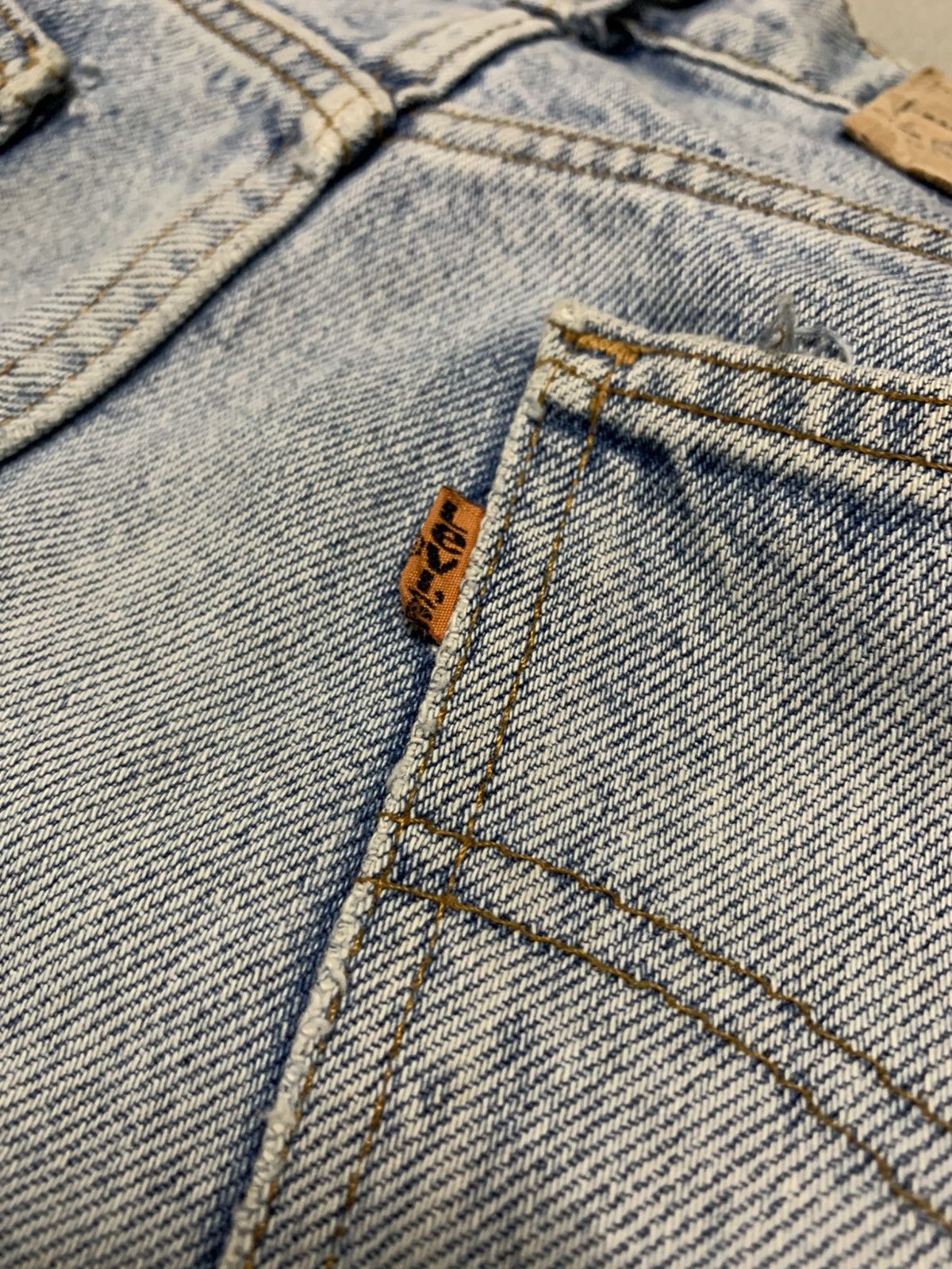 Levi's Vintage Levi's 517 Light Wash Distressed Grunge Jeans 32x27 Size US 32 / EU 48 - 11 Thumbnail