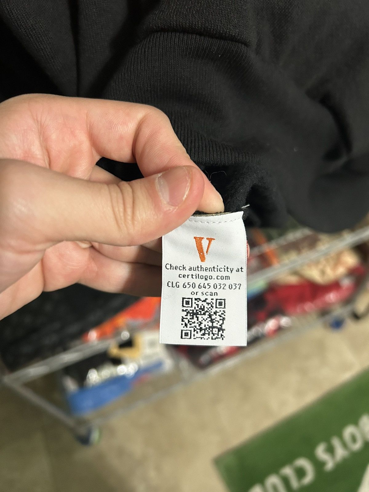 Vlone Vlone Dennis Rodman tongue out Hoodie Brand new Size US XL / EU 56 / 4 - 5 Thumbnail