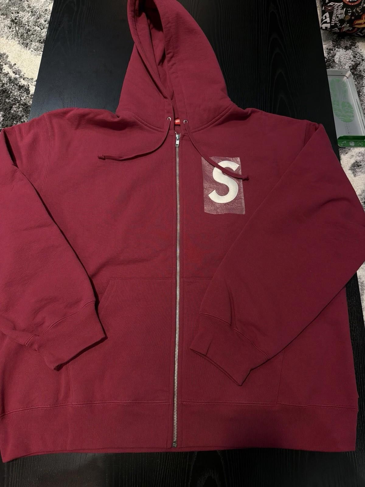 Supreme Supreme S Logo Zip Up Hooded Sweatshirt Red Size (XXL) NEW Size US XXL / EU 58 / 5 - 3 Thumbnail