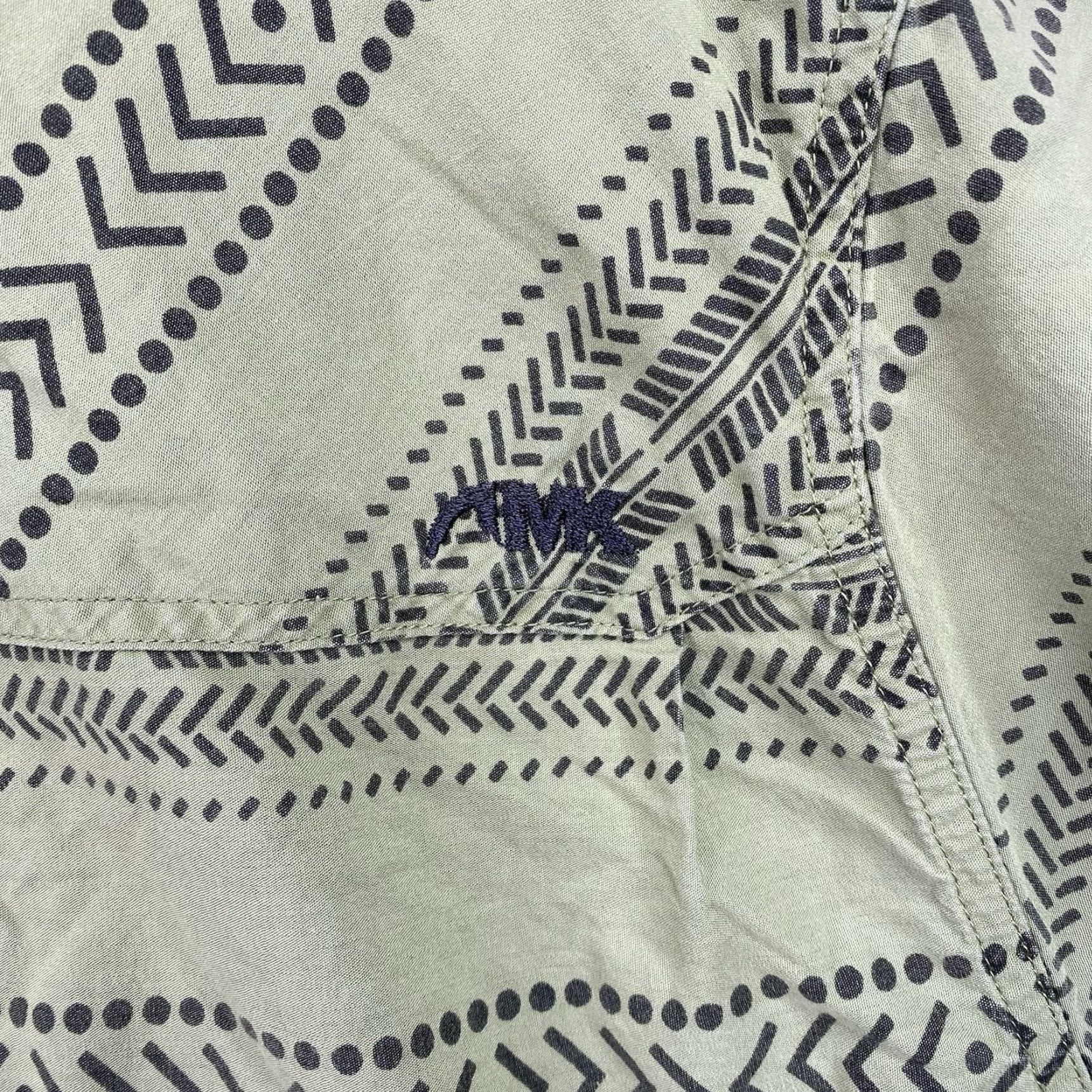 Mountain Khakis VINTAGE Mountain Khakis Camp Shirt Mens M Green Geometric Aztec Southwestern Button Up Size US M / EU 48-50 / 2 - 5 Thumbnail