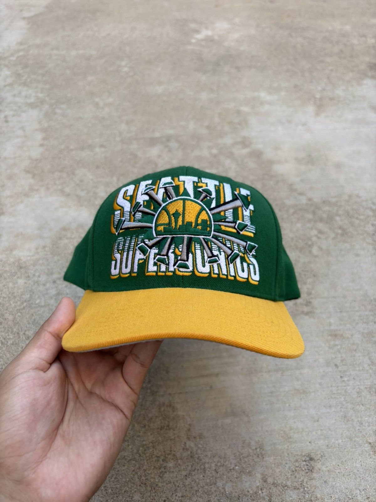 Mitchell & Ness Seattle Supersonics Mitchell & Ness Snapback Hat Size ONE SIZE - 1 Thumbnail