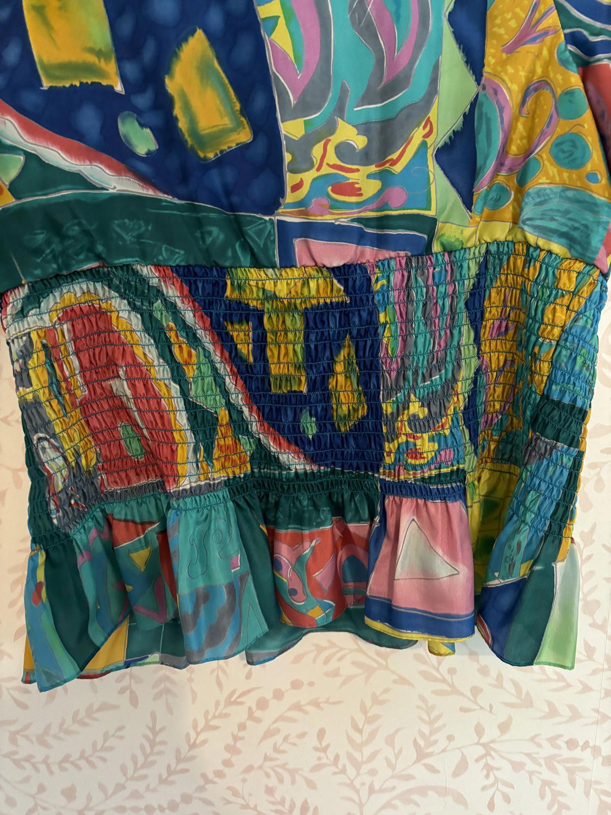 Lauren Ralph Lauren 100% Silk Vibrant Ralph Lauren Smocked Blouse - Size L Size L / US 10 / IT 46 - 6 Thumbnail