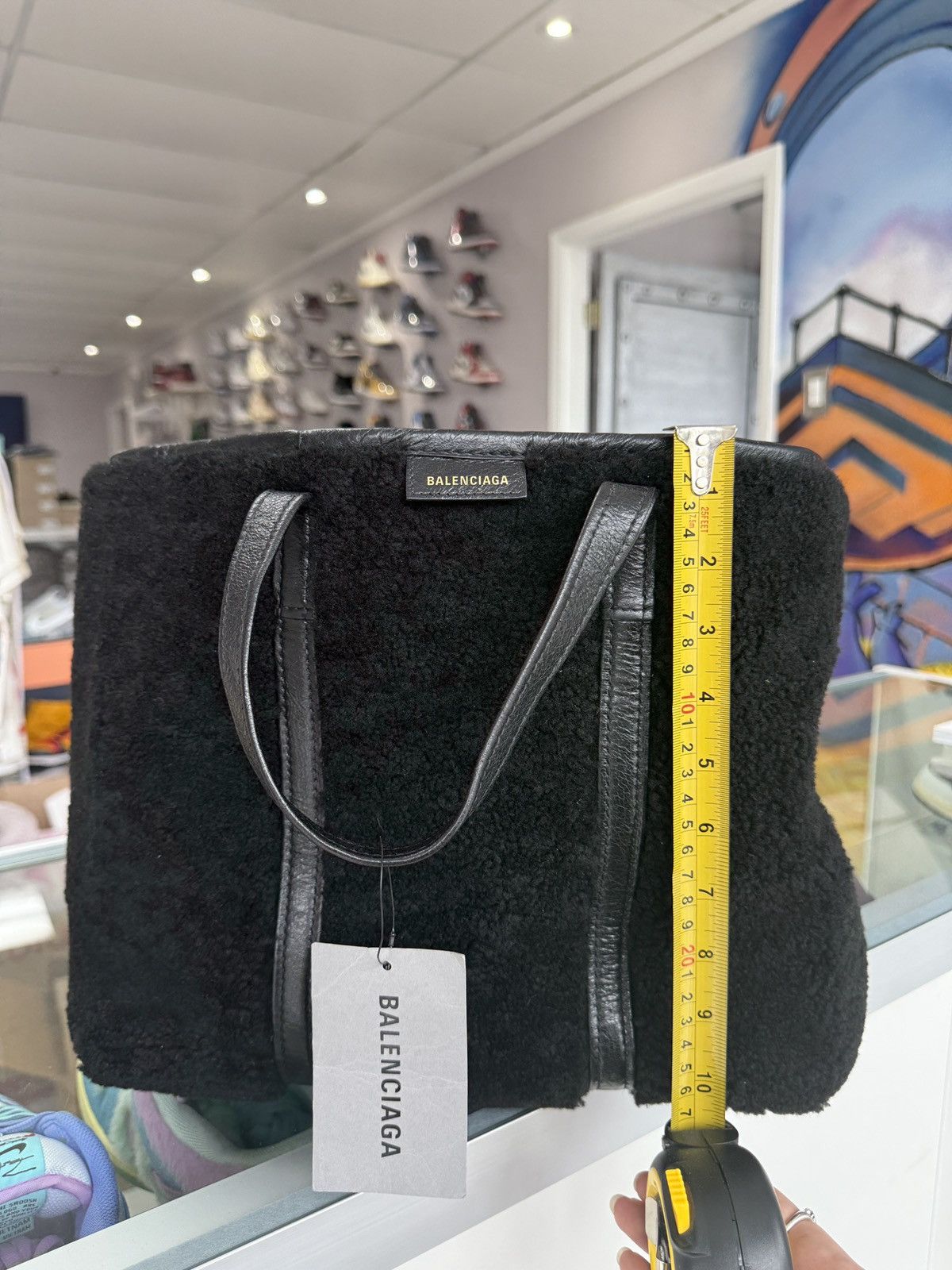 Balenciaga Balenciaga Barbes Medium East-West Shopper Bag in Shearling Size ONE SIZE - 12 Thumbnail