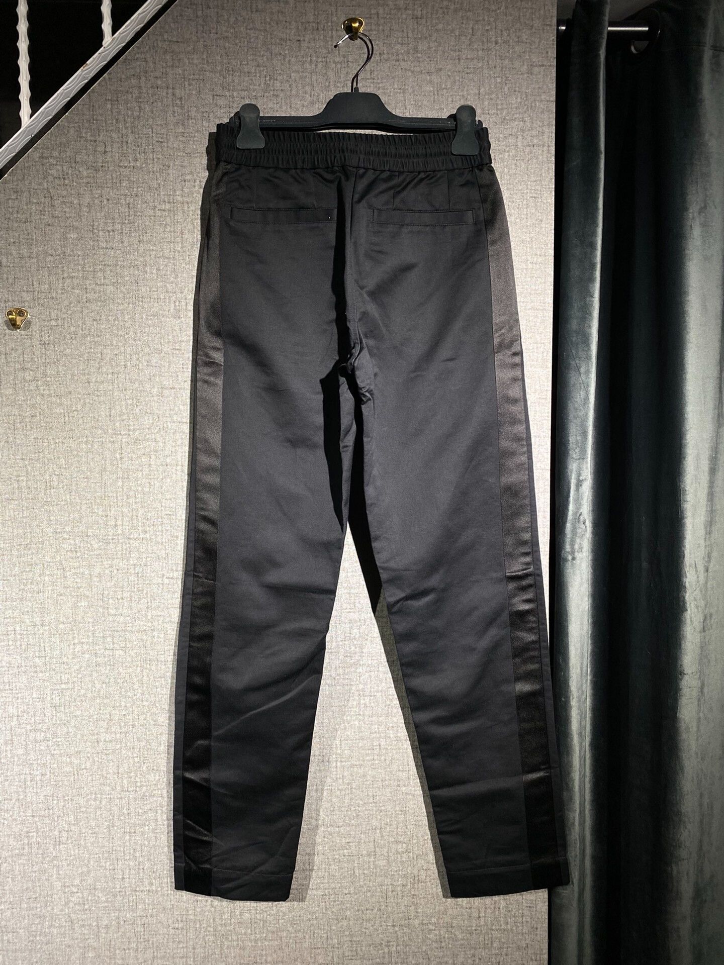 Burberry Burberry Men's Casual Pants Size 46 Size US 36 / EU 52 - 1 Thumbnail