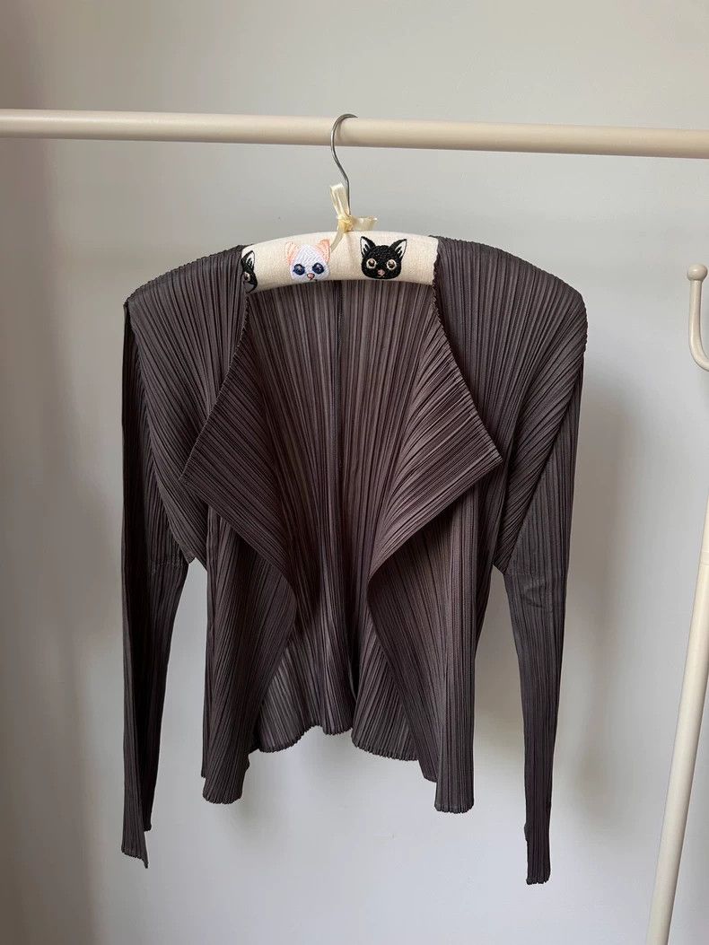 Issey Miyake Issey Miyake size:4 Brown cardigan Size M / US 6-8 / IT 42-44 - 1 Thumbnail