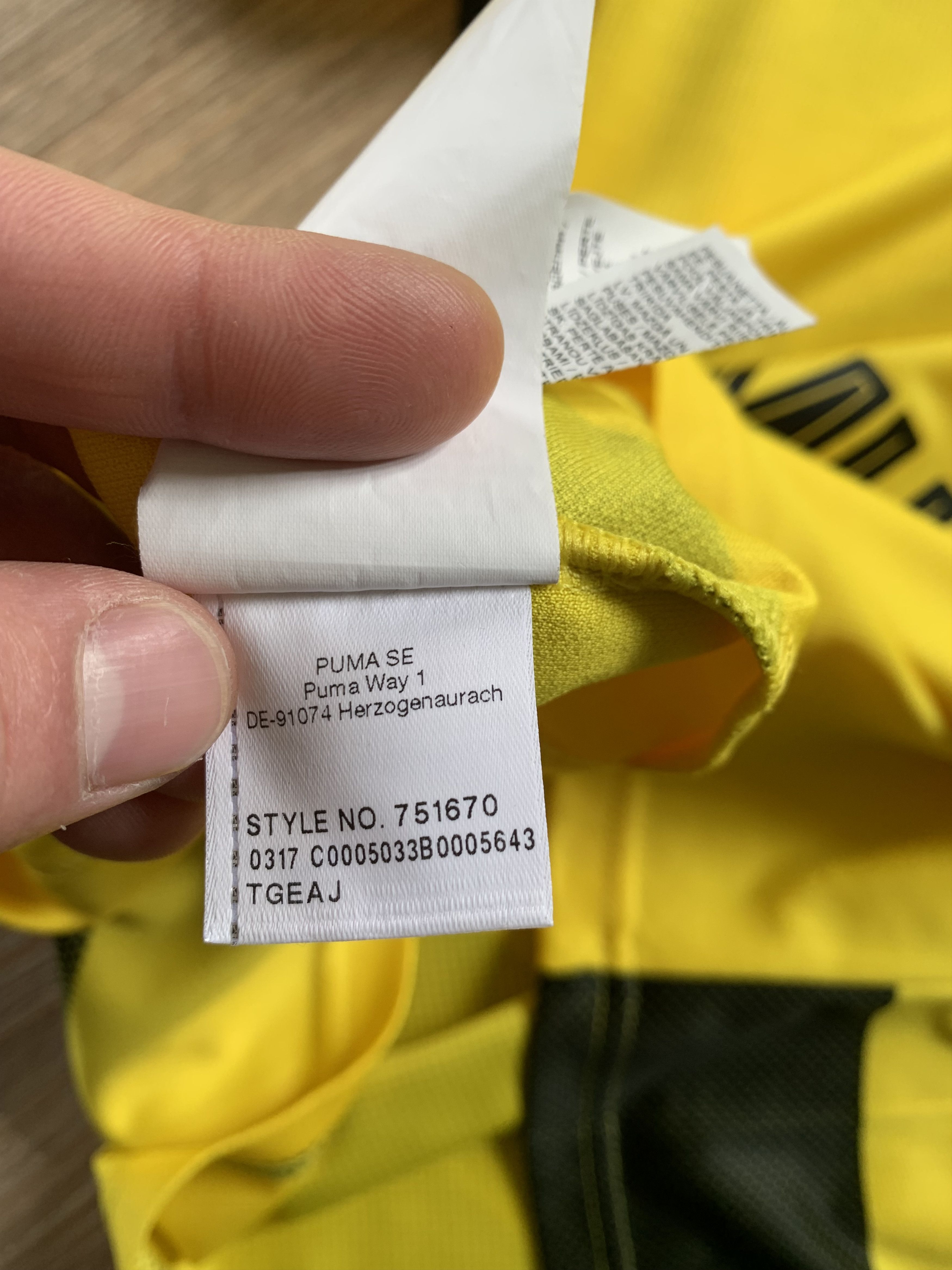 Puma Puma Borussia Dortmund Home Shirt 2017-2018 Size US XXL / EU 58 / 5 - 12 Thumbnail
