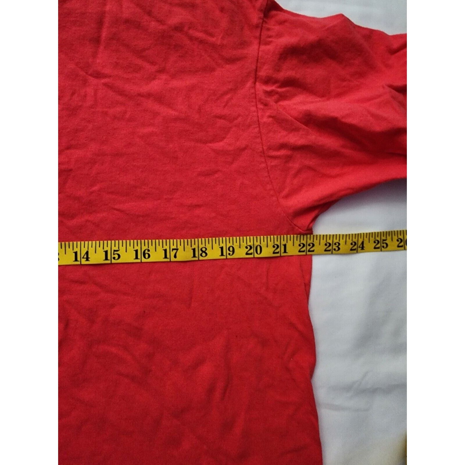 Vintage Vintage Sun Valley Shirt Ice Skate Graphic Red Tee VTG 90s L Size US L / EU 52-54 / 3 - 6 Thumbnail