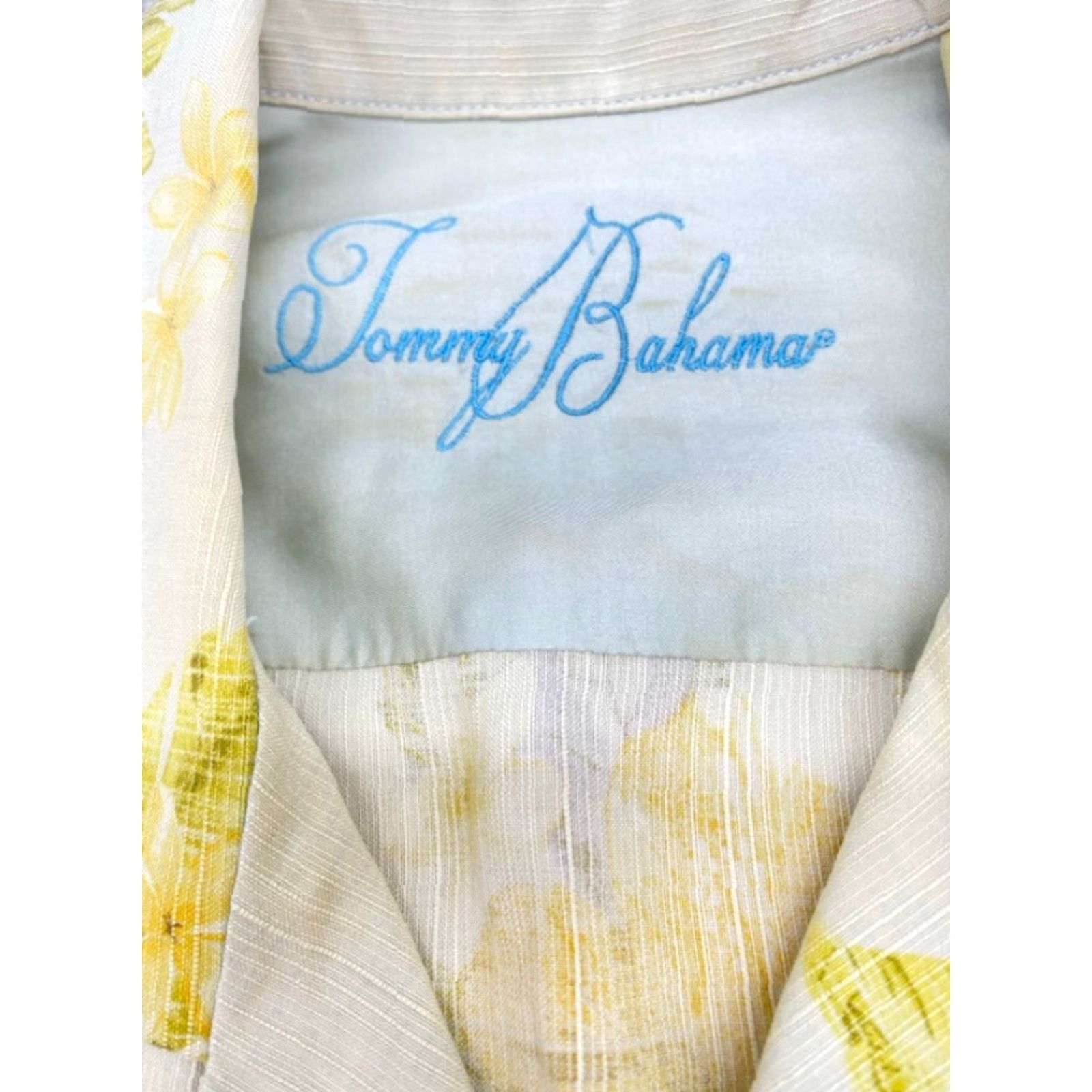 Tommy Bahama Tommy Bahama Silk Camp Shirt Men's L Short Sleeve Button-Down Hawaiian Floral Multicolor 100% Silk Button Up Shirt Mens L Size US L / EU 52-54 / 3 - 3 Thumbnail