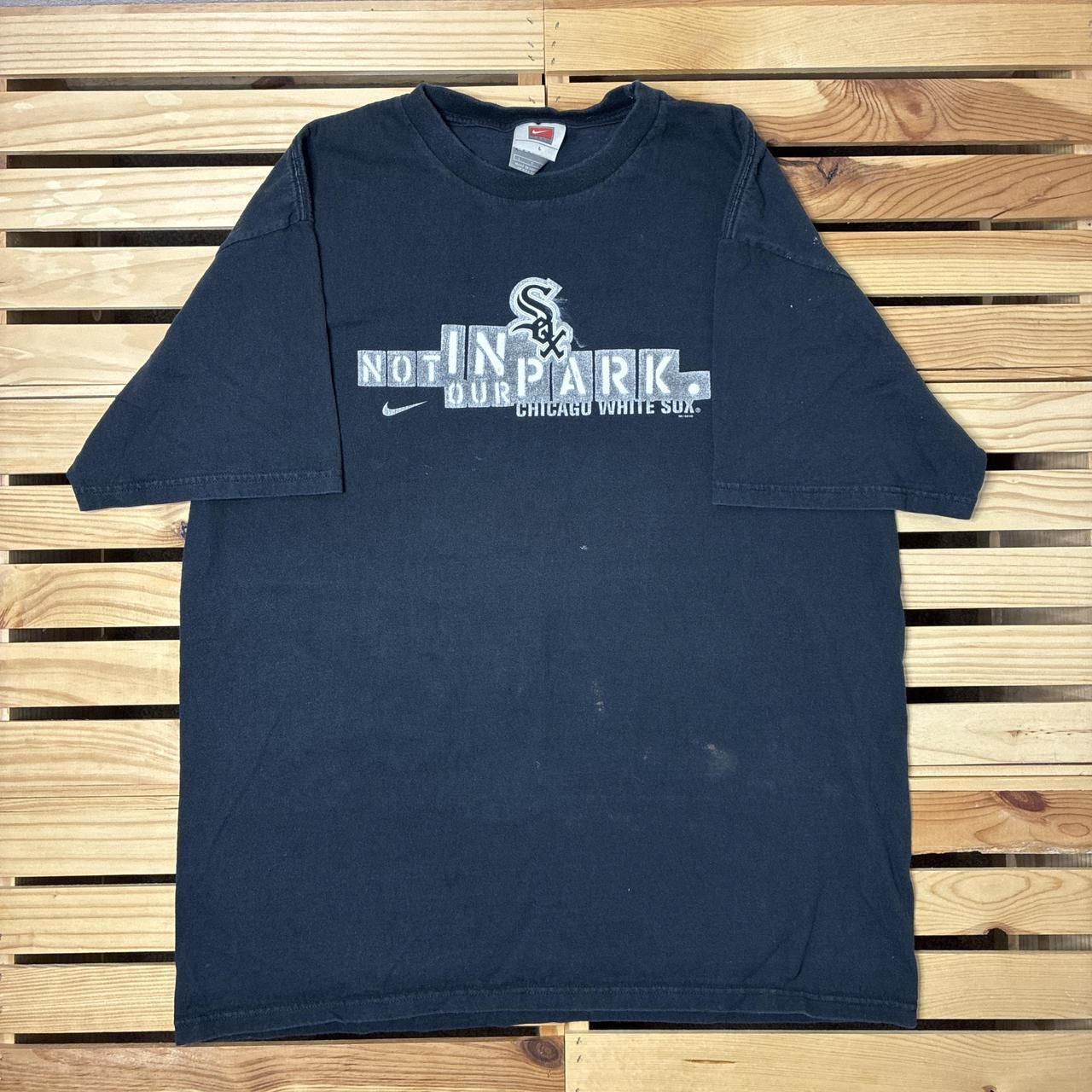 Nike Vintage Nike x MLB Chicago White Sox Black Tee Size Large Size US L / EU 52-54 / 3 - 1 Thumbnail