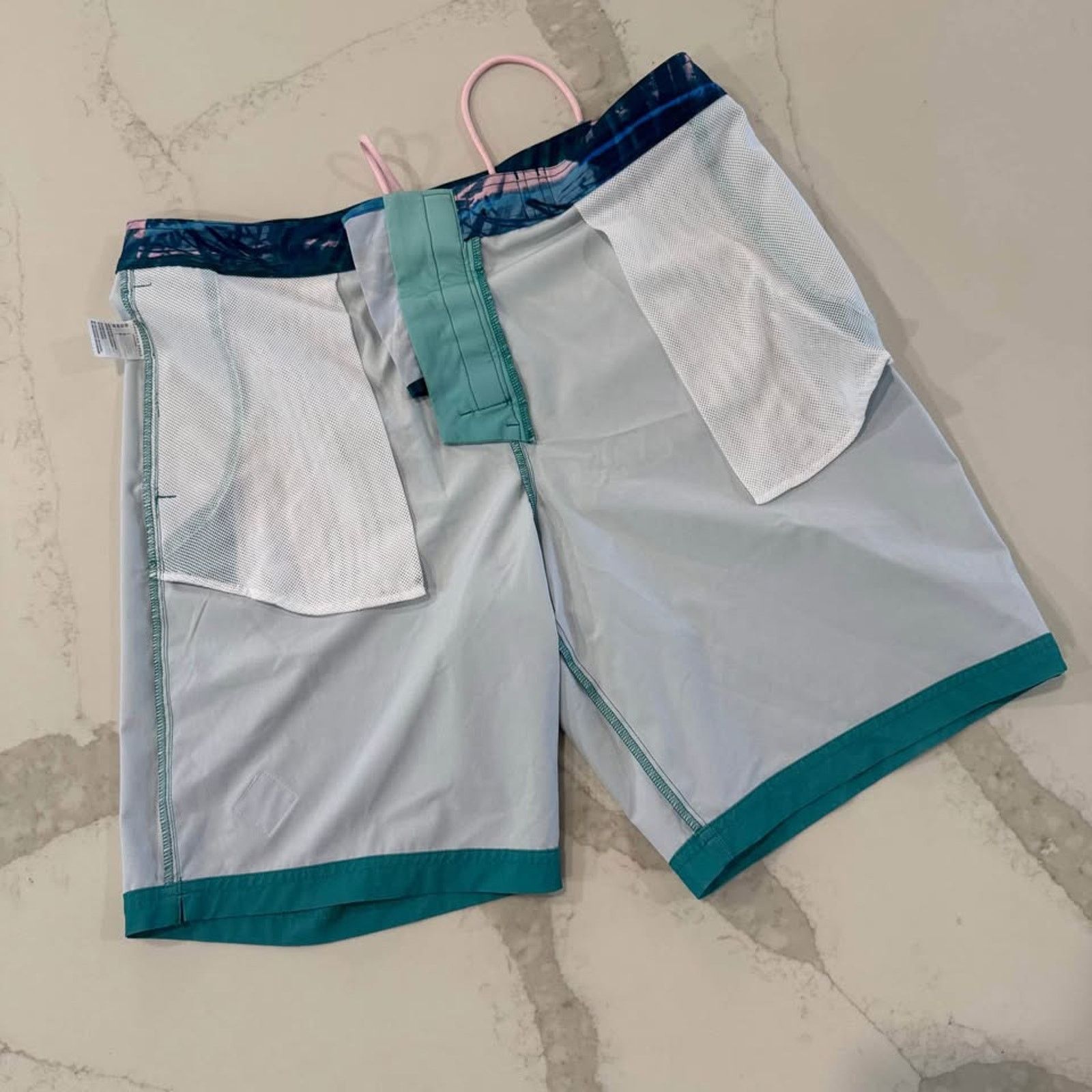 American Eagle Outfitters American Eagle Blue Ombré Swim Trunk Mens Large Board Shorts Size US 36 / EU 52 - 10 Thumbnail